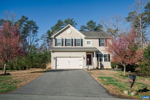 566 JUSTIN DR PALMYRA VA 22963