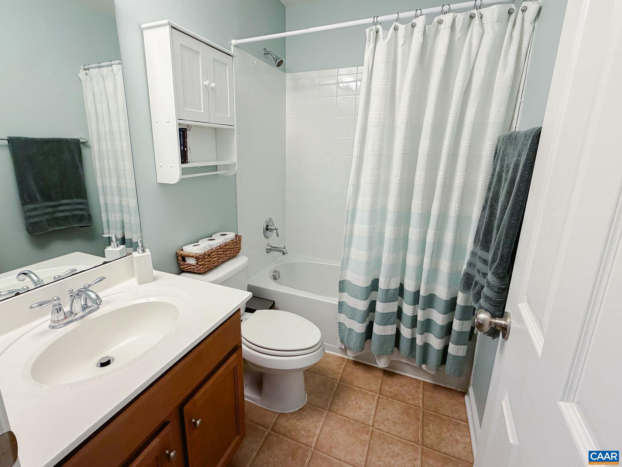 SYCAMORE SQUARE - Residential