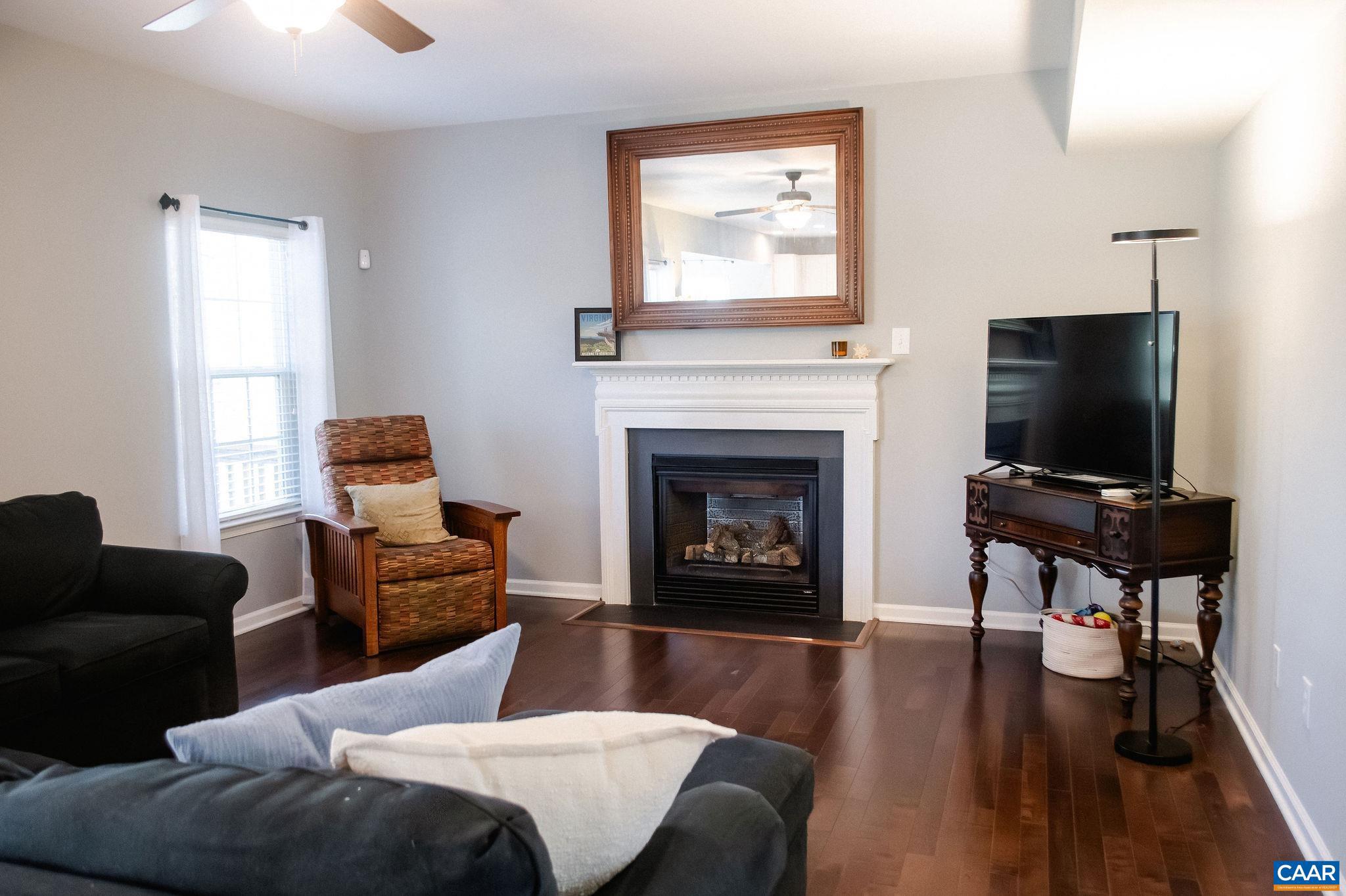 SYCAMORE SQUARE - Residential