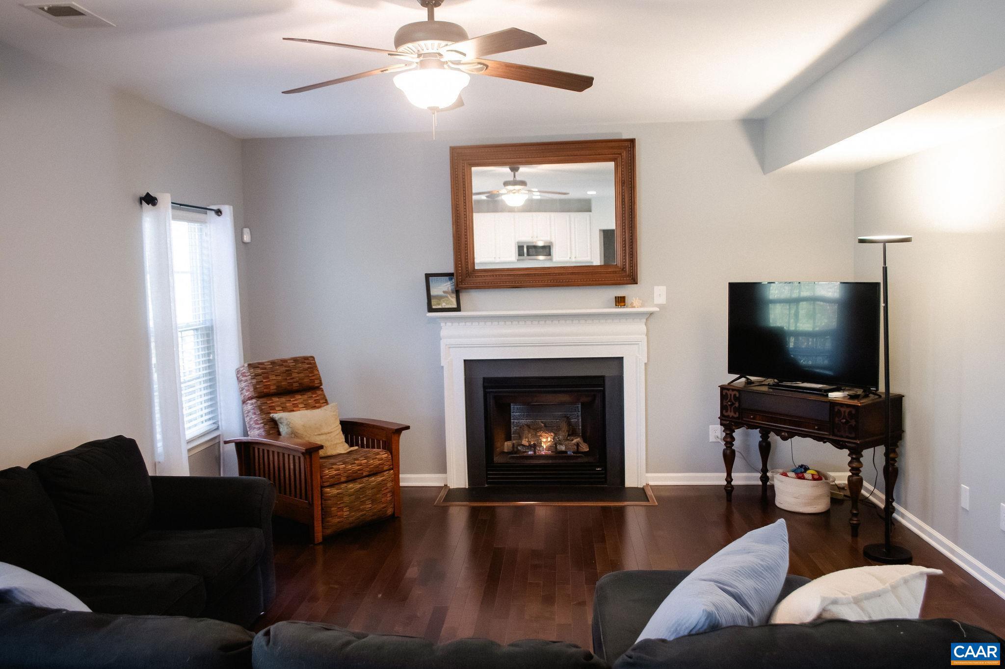 SYCAMORE SQUARE - Residential