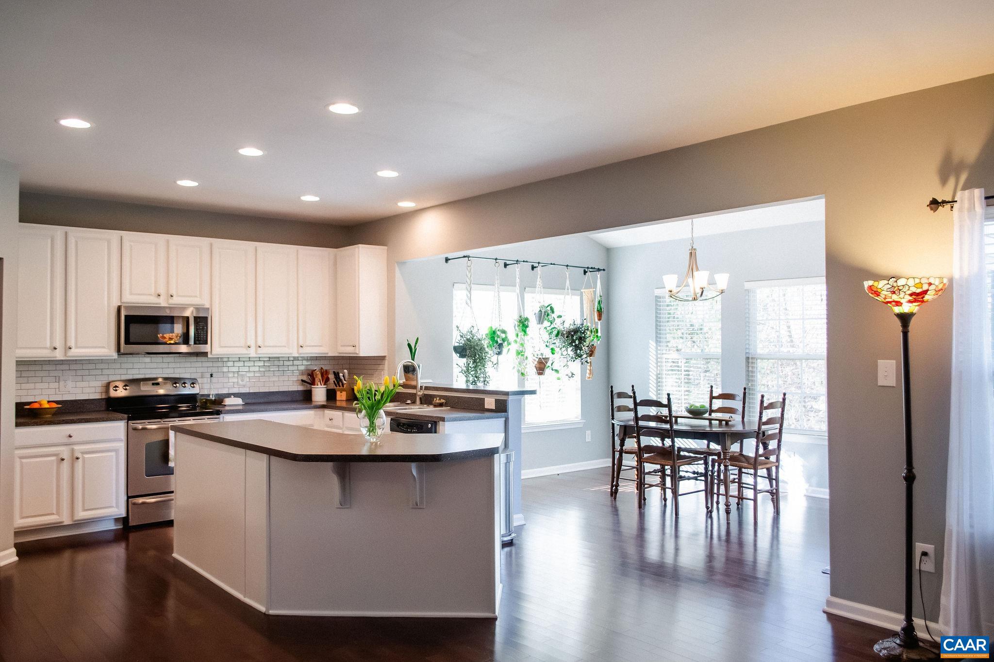 SYCAMORE SQUARE - Residential