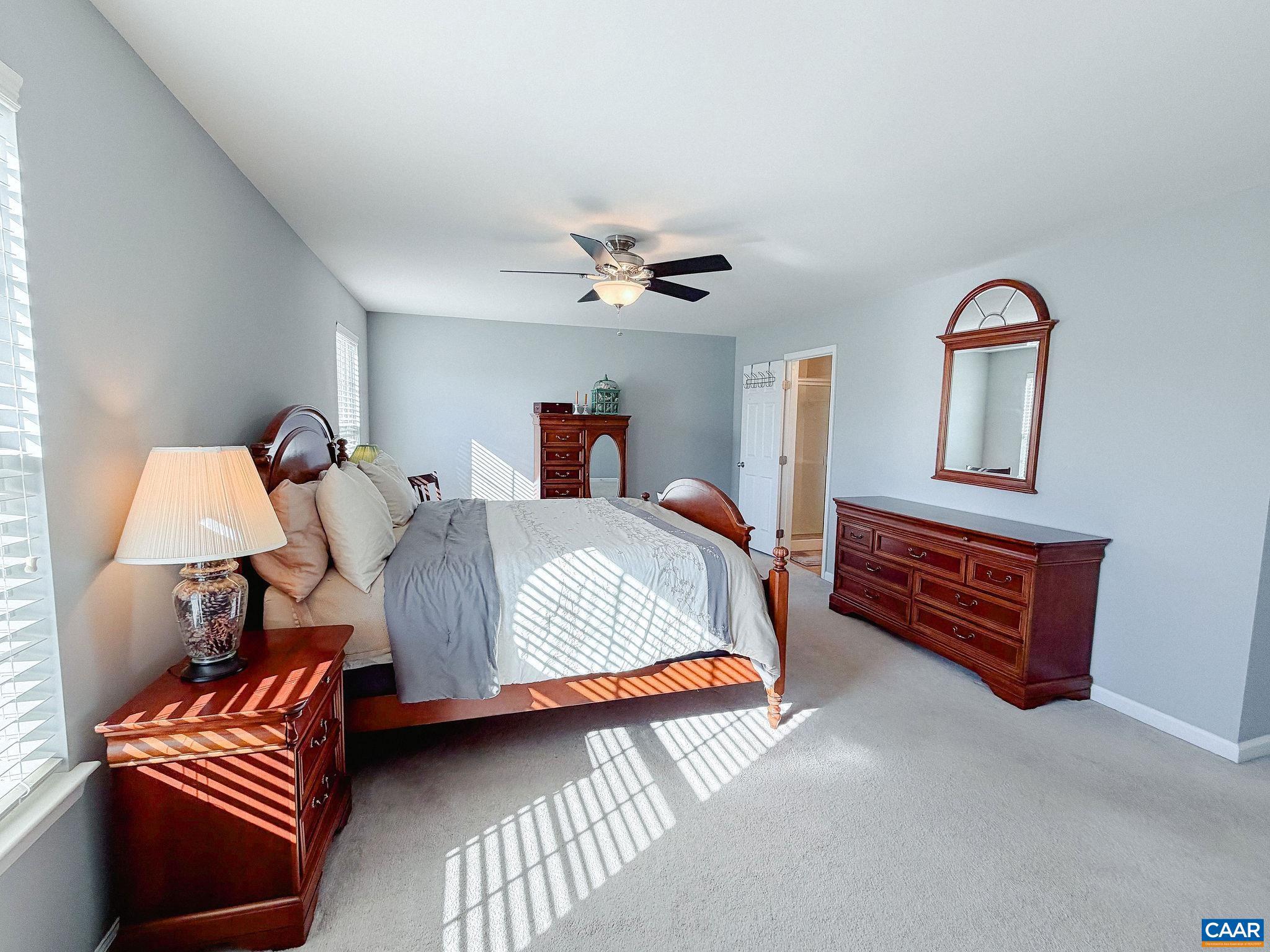 SYCAMORE SQUARE - Residential