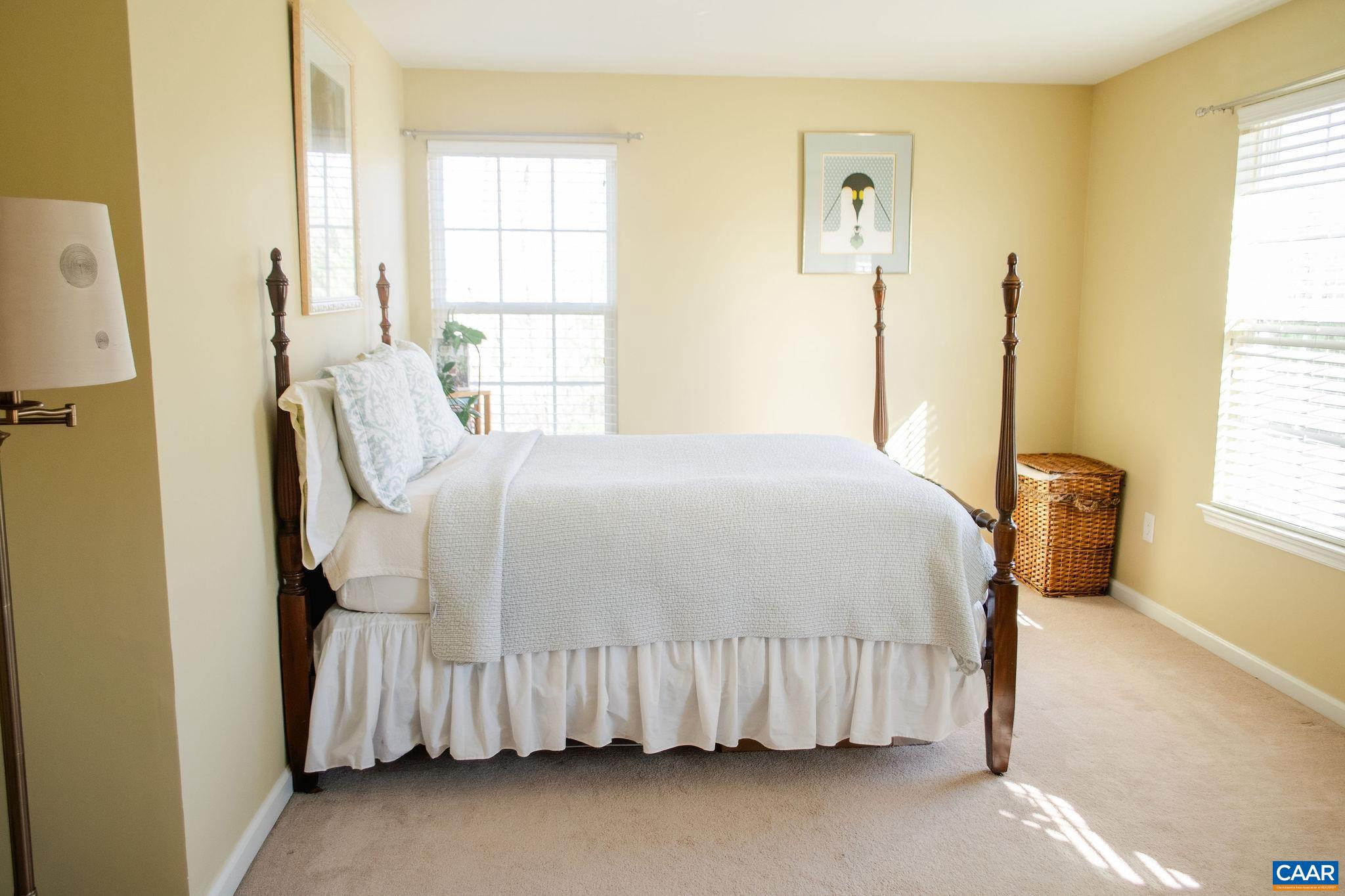 SYCAMORE SQUARE - Residential