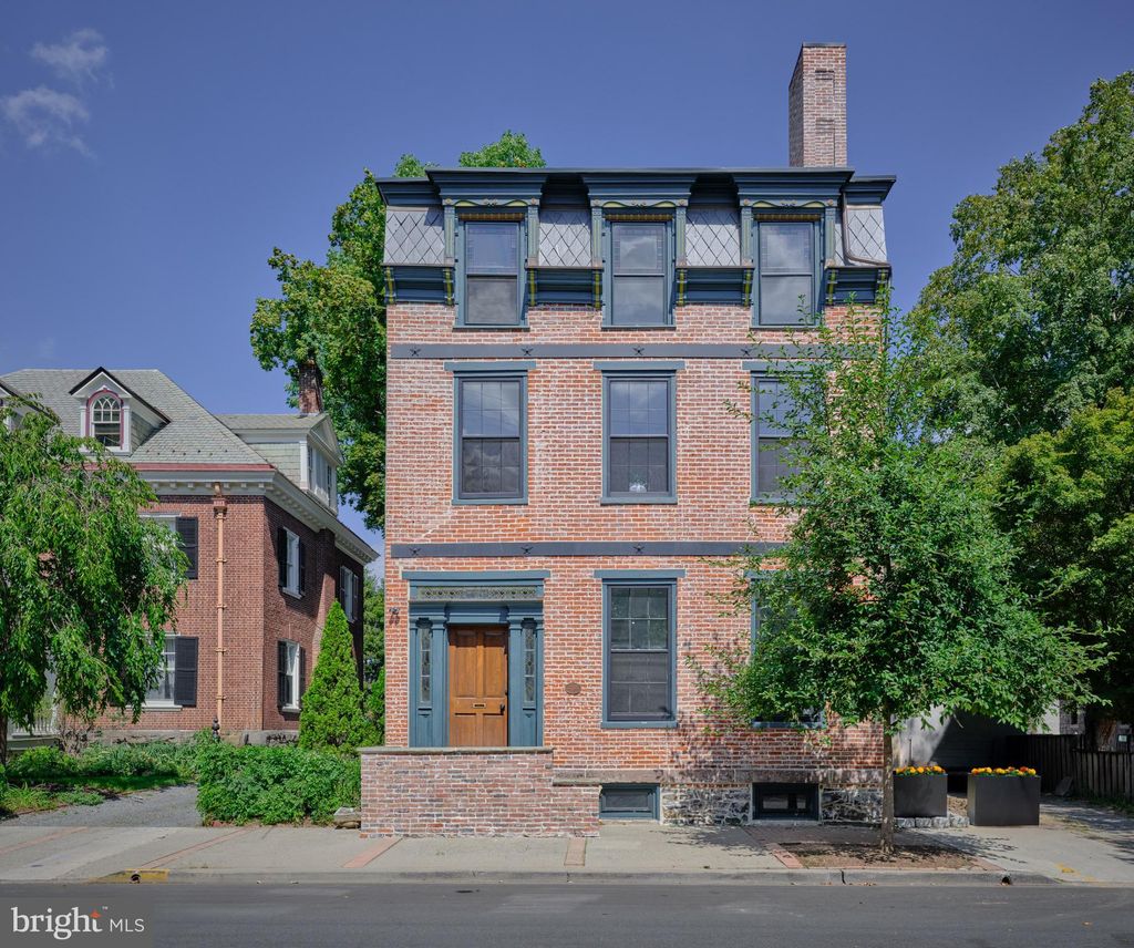 Photo of 46 York St #2, LAMBERTVILLE, NJ 08530 (MLS # NJHT2004278)