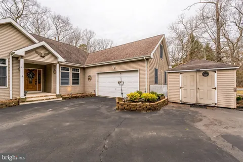 75 Cannon Boulevard, Jackson, NJ MLS: NJOC2032934