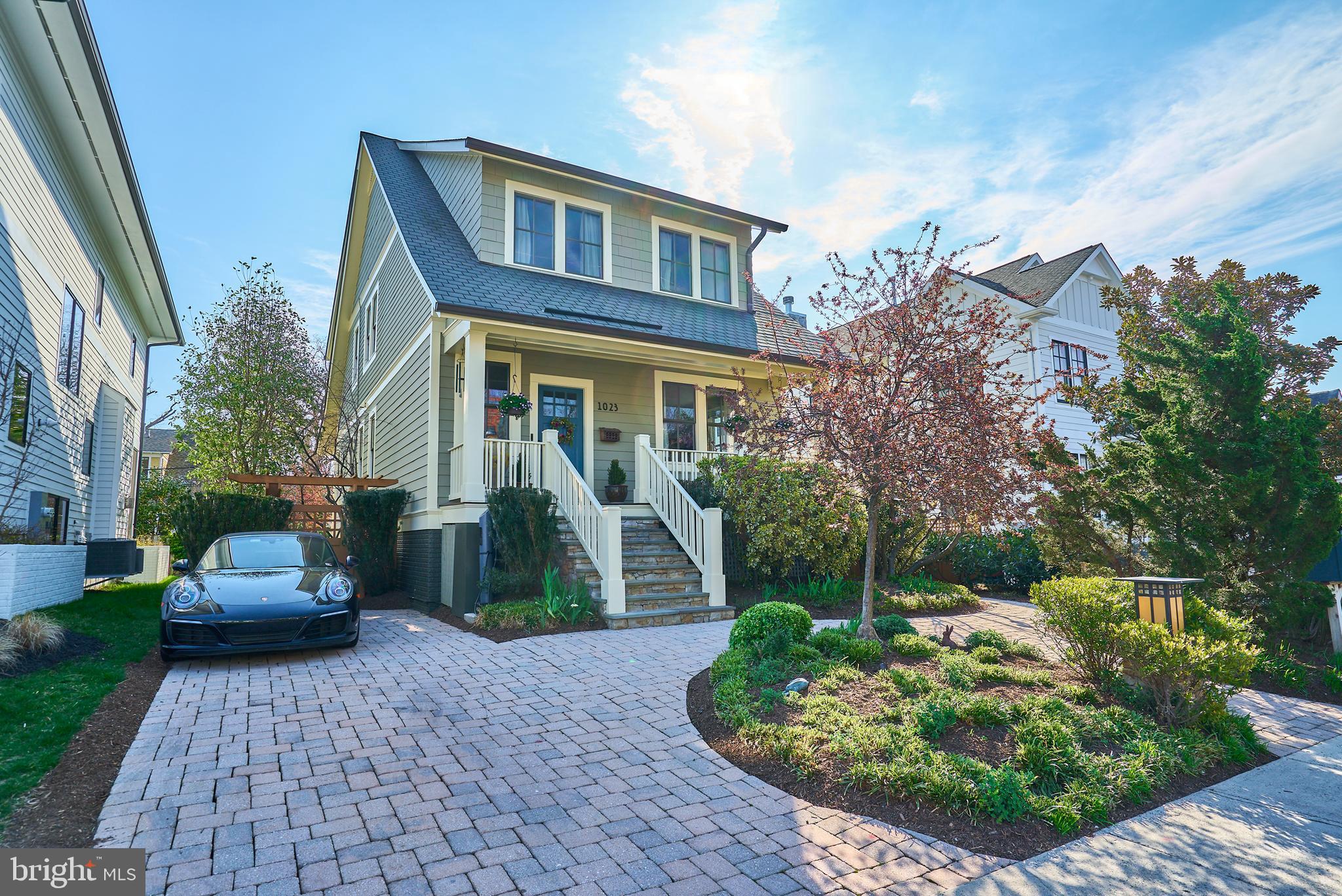 CLARENDON - Residential