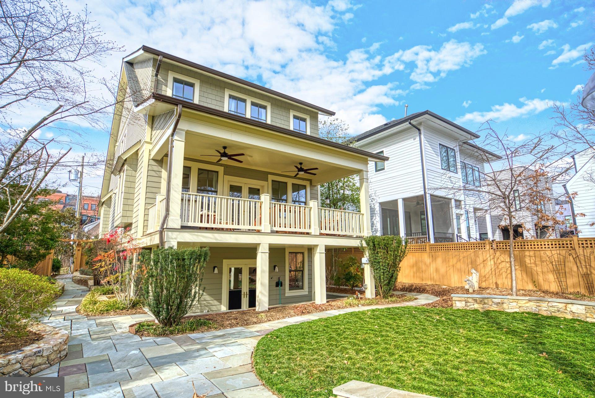 CLARENDON - Residential