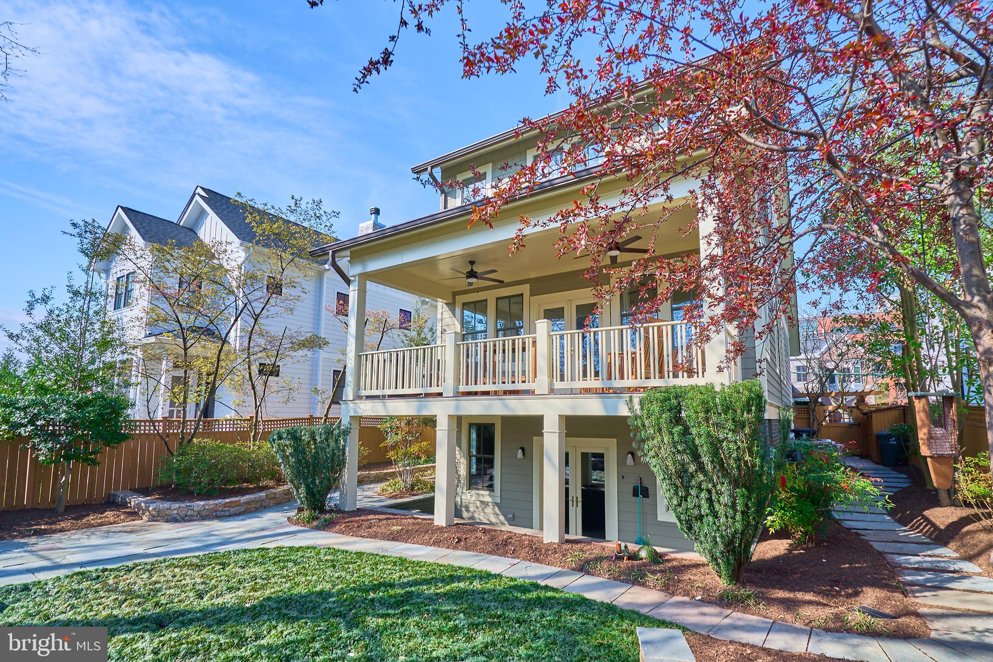 CLARENDON - Residential