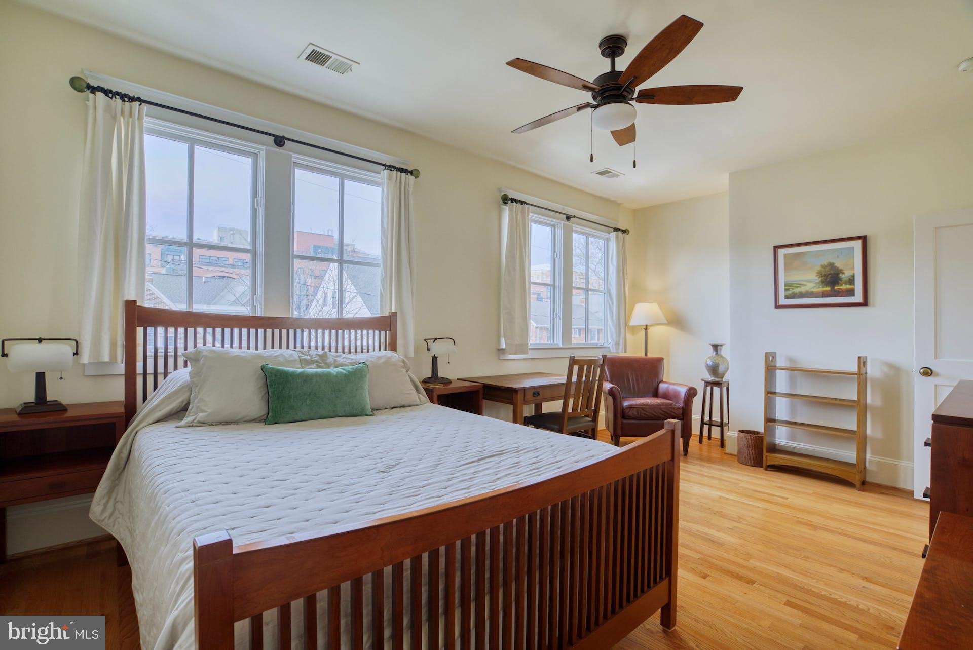 CLARENDON - Residential