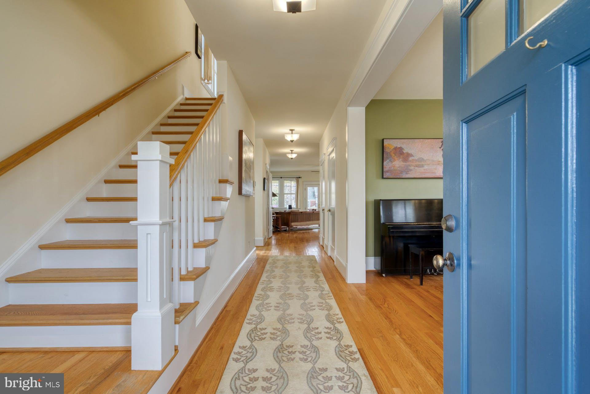 CLARENDON - Residential