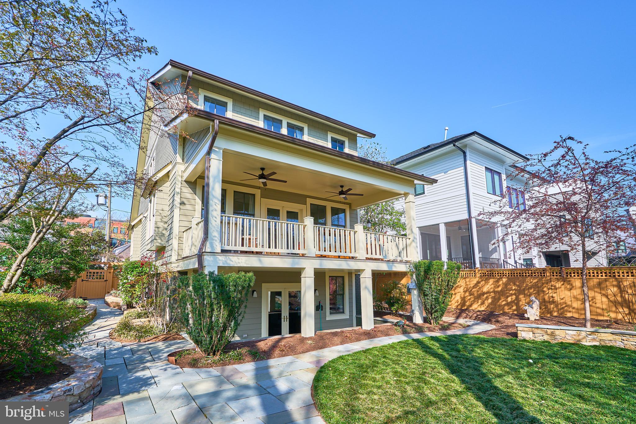 CLARENDON - Residential