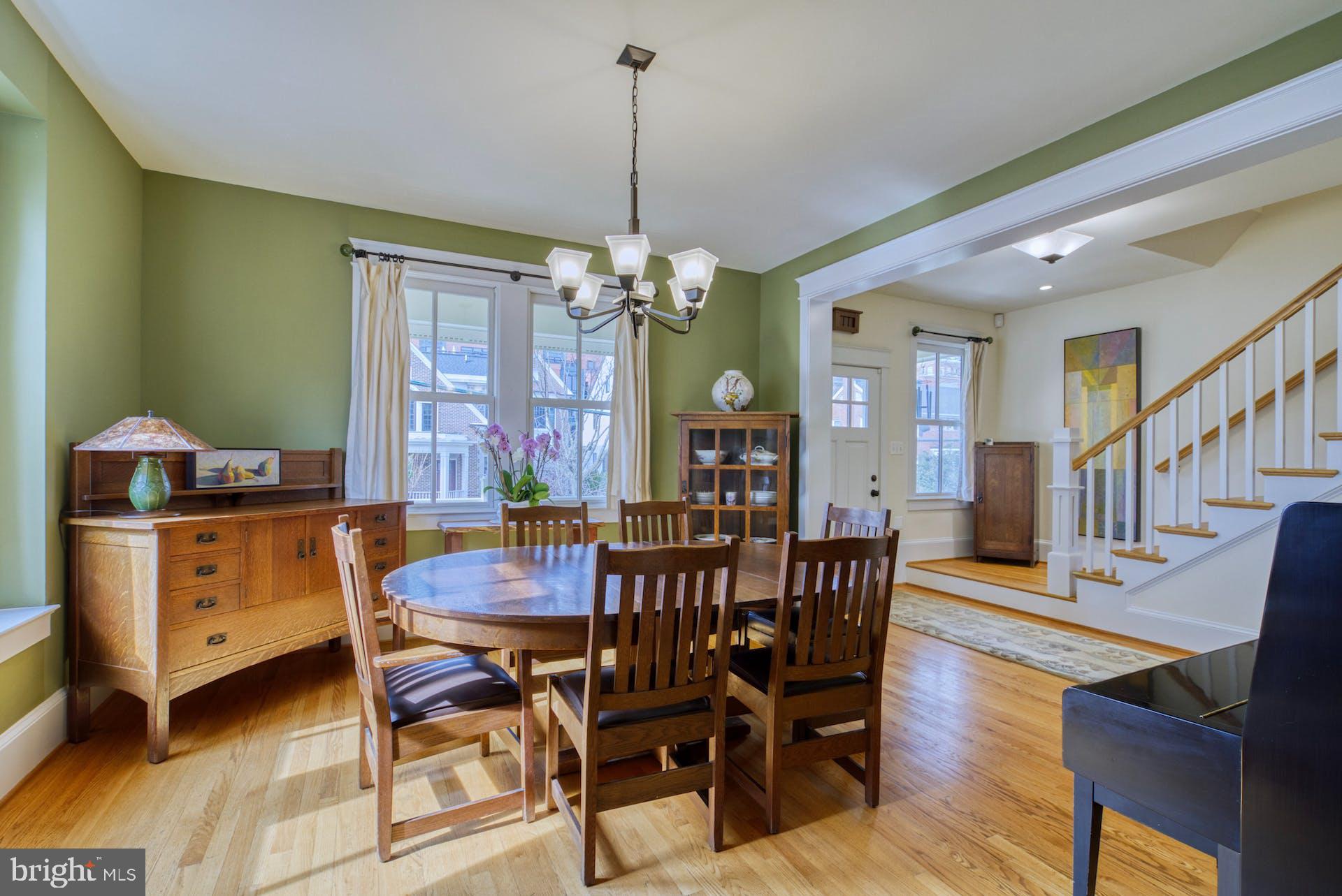 CLARENDON - Residential