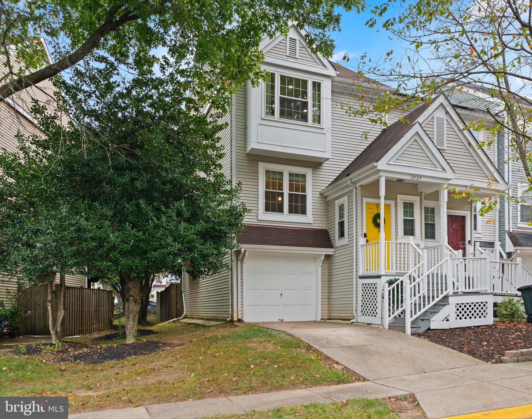 GUNNERS LAKE VILLAGE - Residential