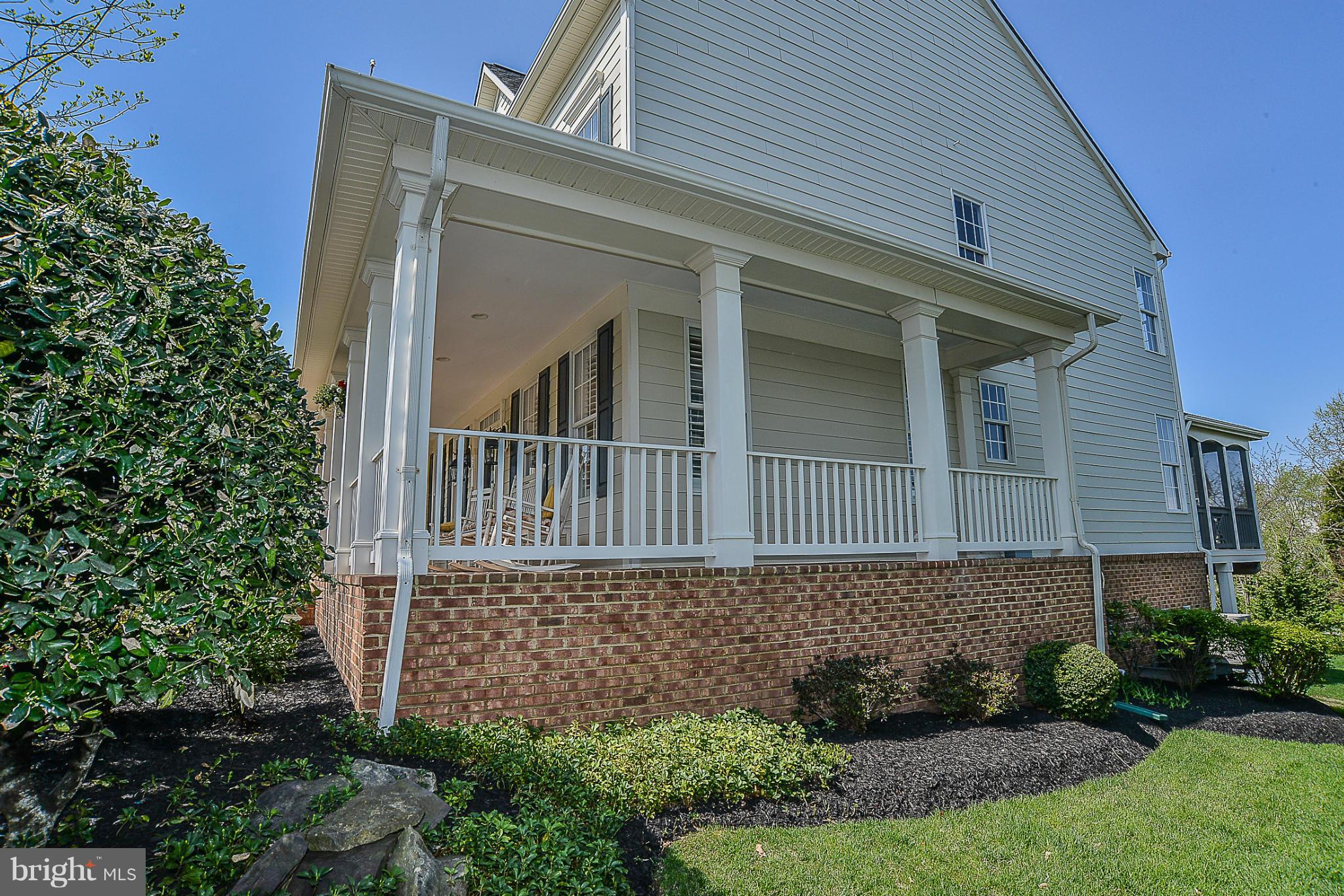 LANSDOWNE ON THE POTOMAC - Residential