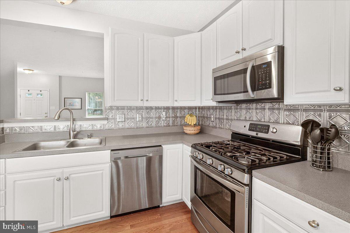 DEARBOUGHT - Residential