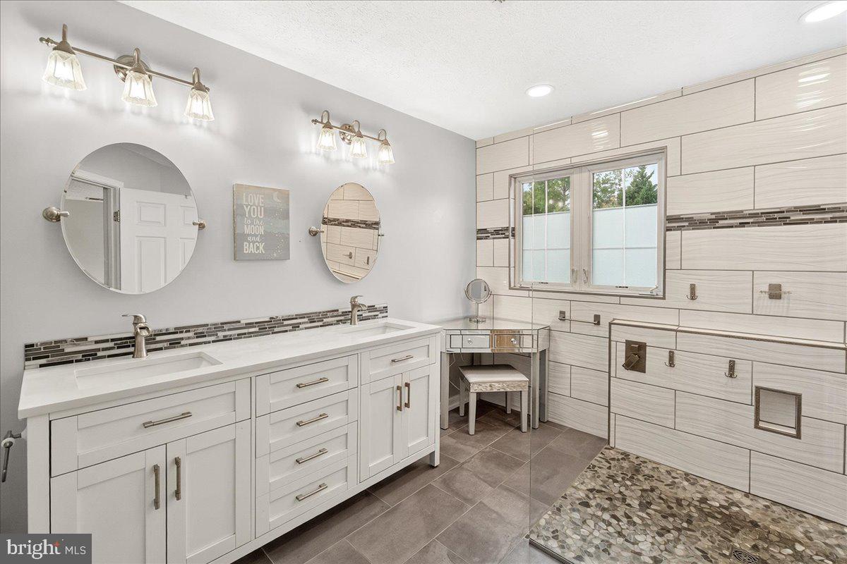 DEARBOUGHT - Residential