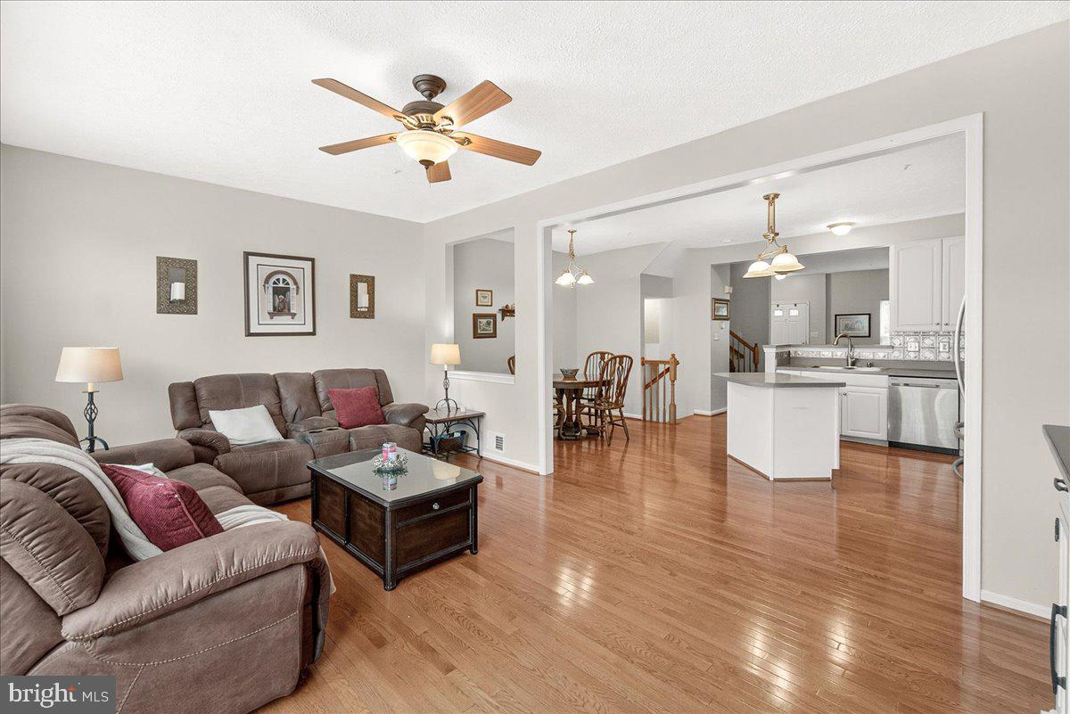 DEARBOUGHT - Residential