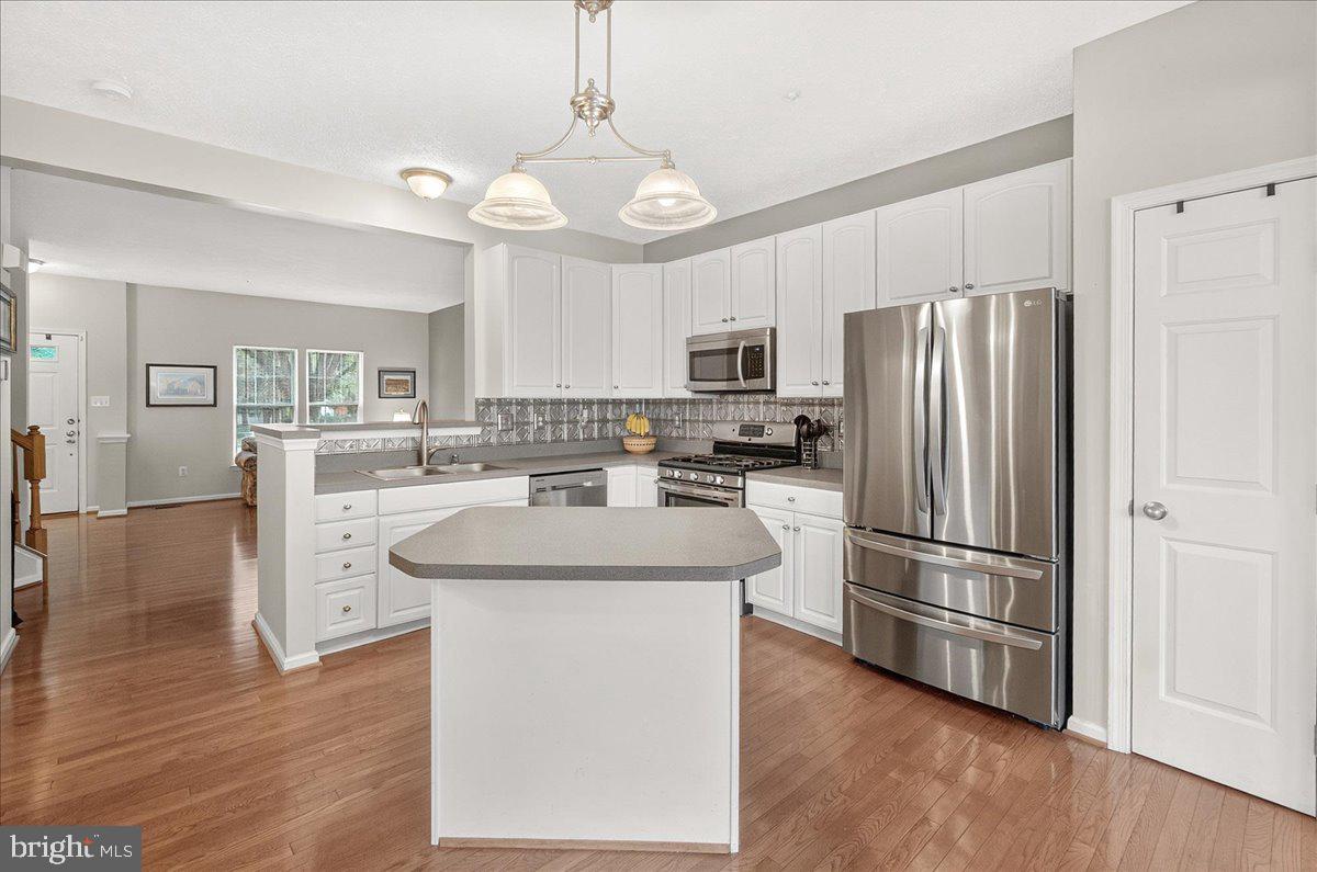 DEARBOUGHT - Residential