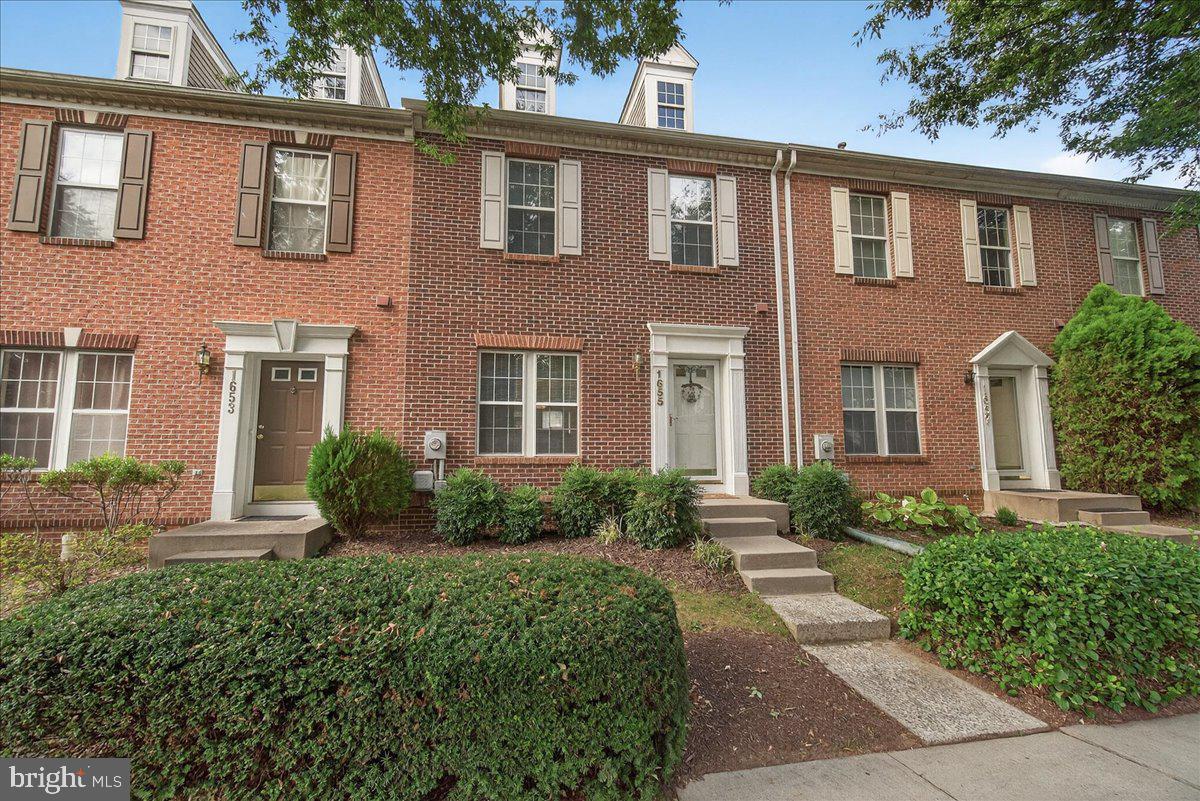 DEARBOUGHT - Residential