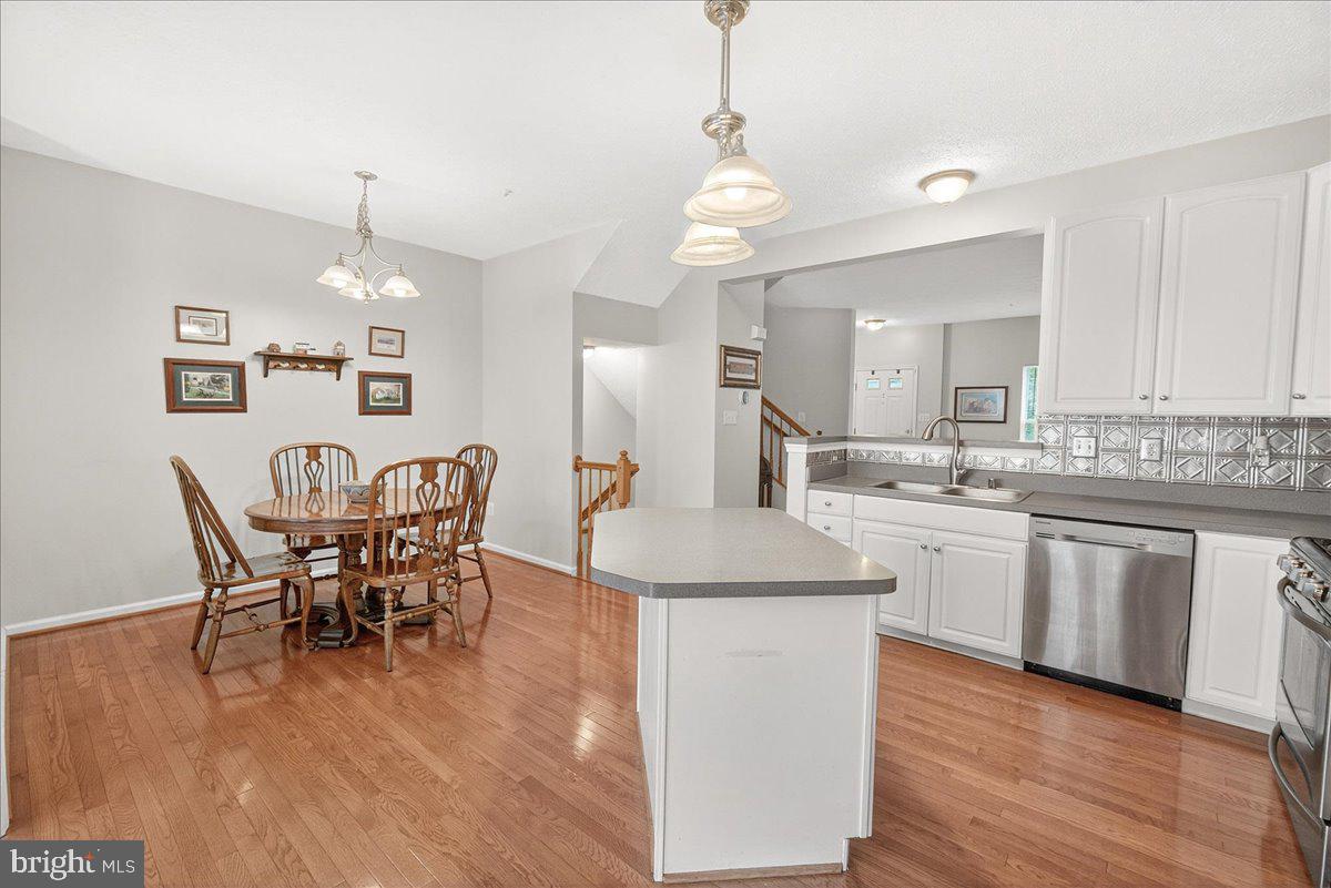 DEARBOUGHT - Residential