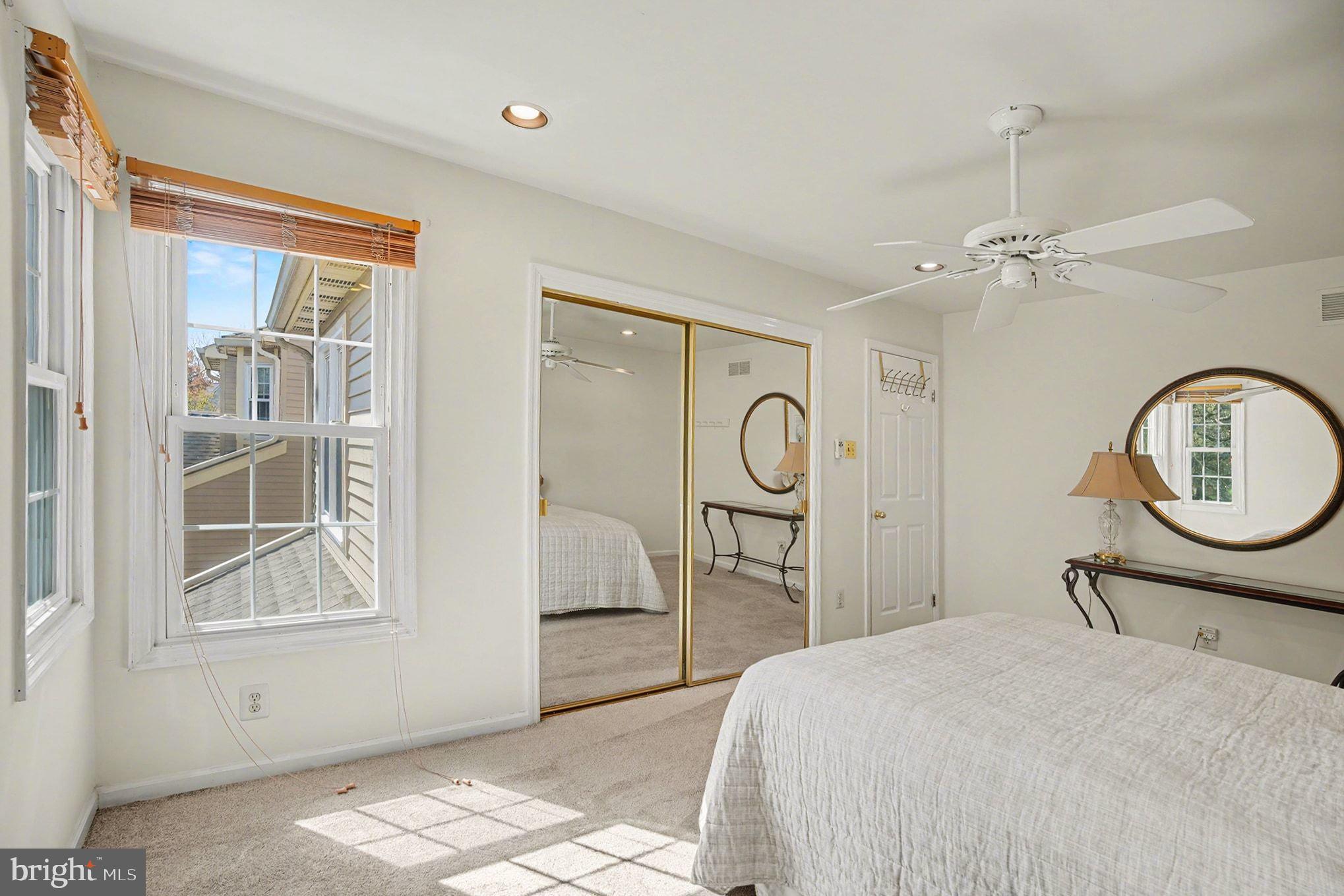 PINECREST - Residential