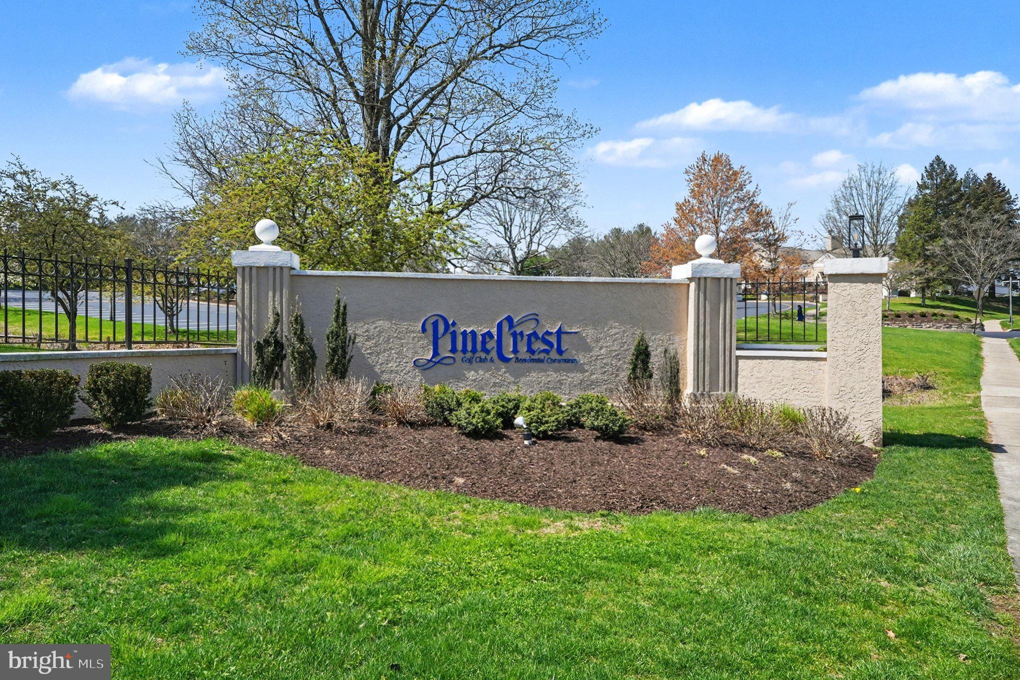 PINECREST - Residential
