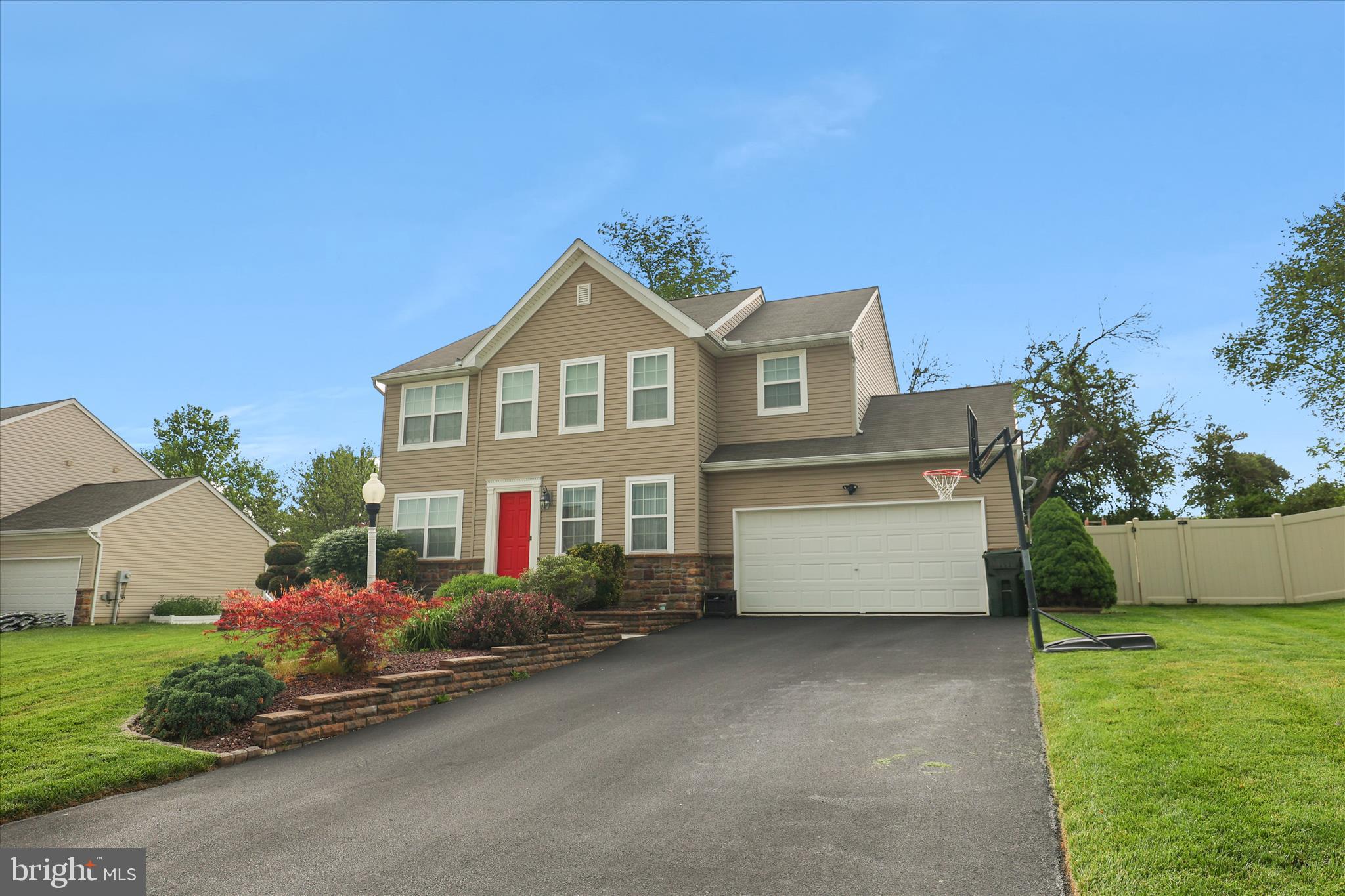135 SURREY LANE