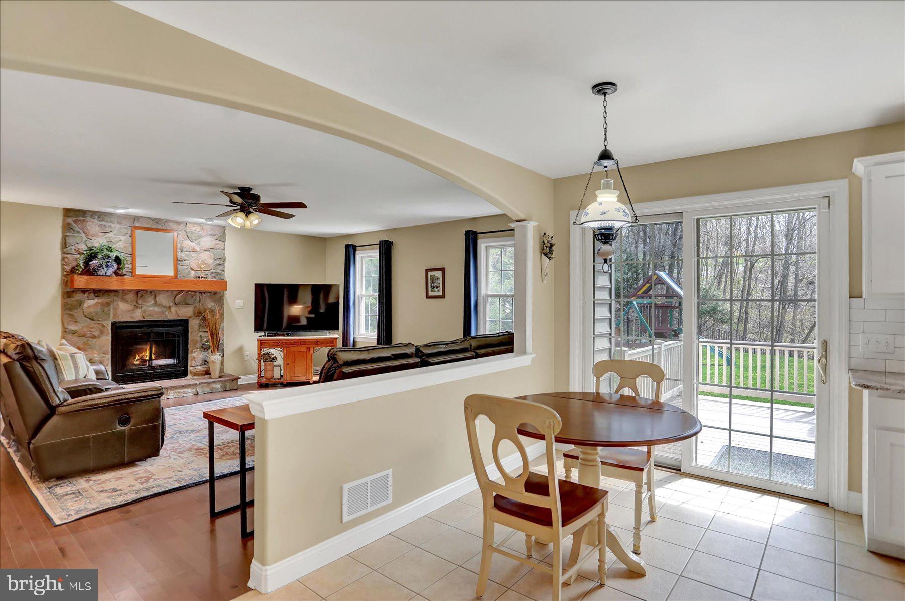 WINDING HILLS - Residential