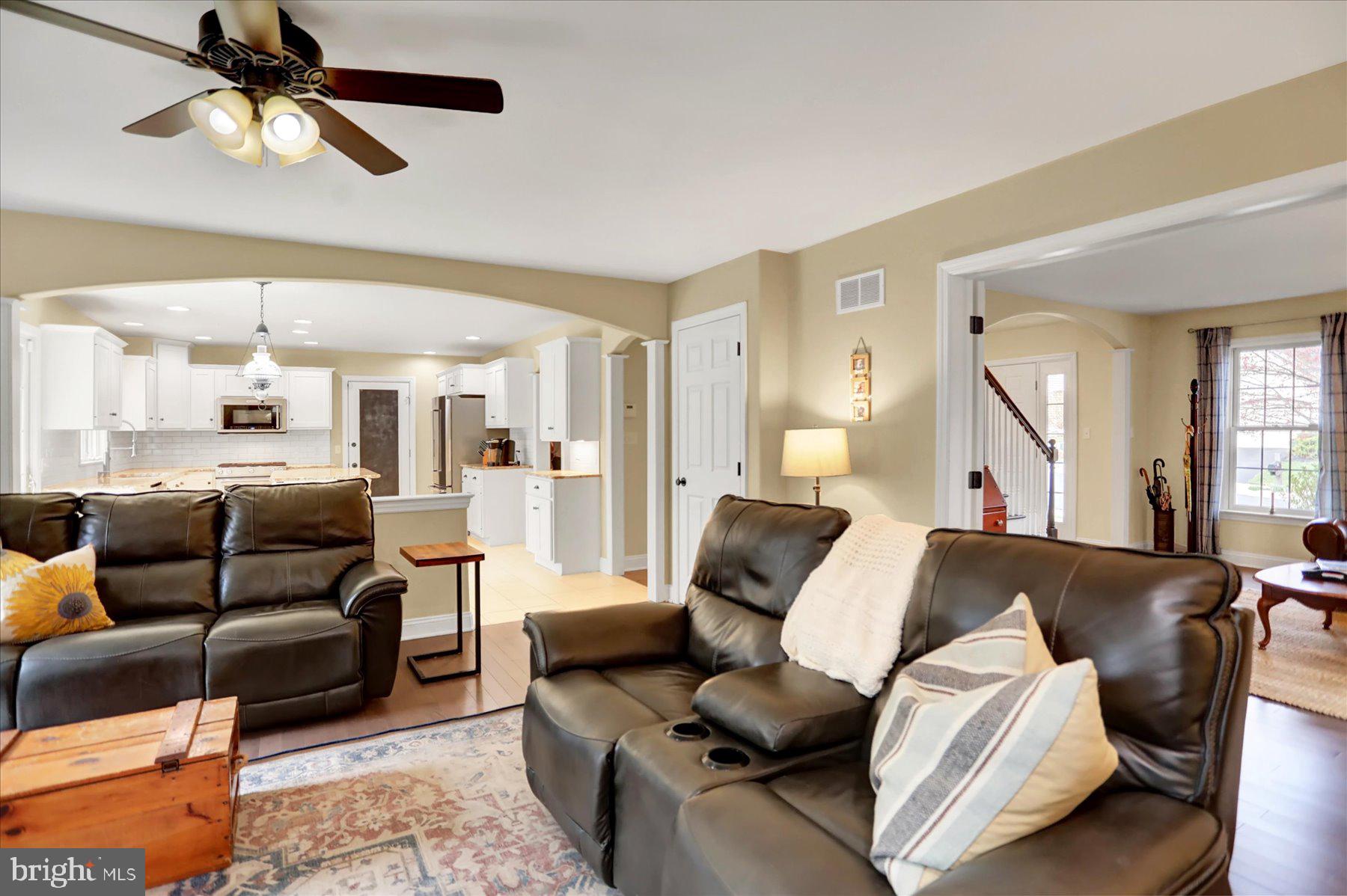 WINDING HILLS - Residential