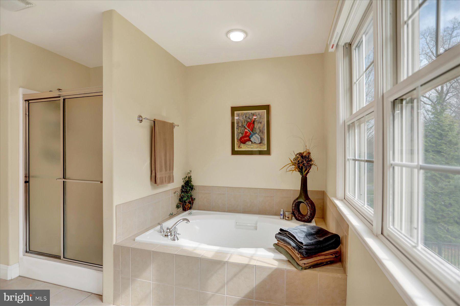 WINDING HILLS - Residential