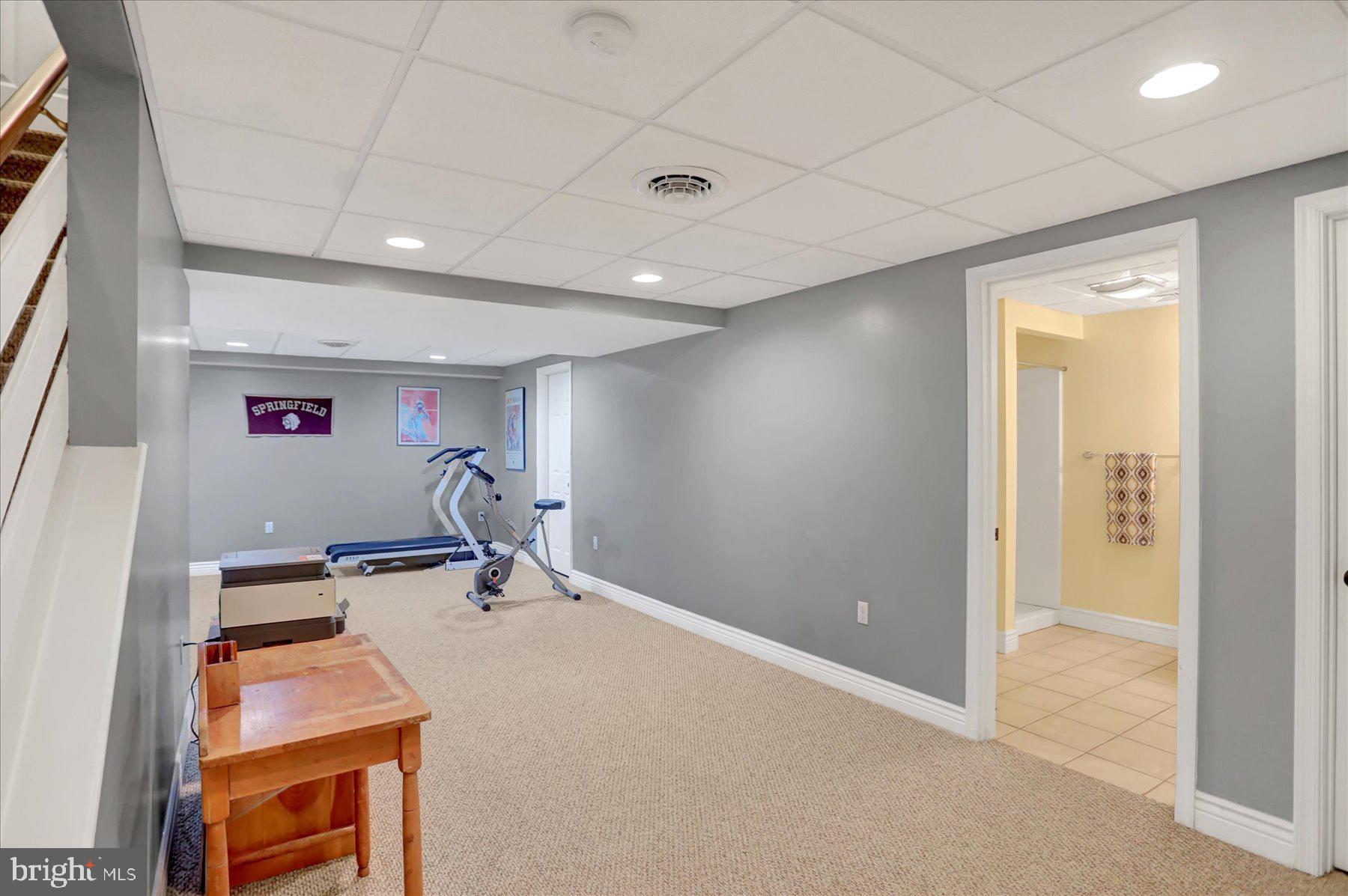 WINDING HILLS - Residential