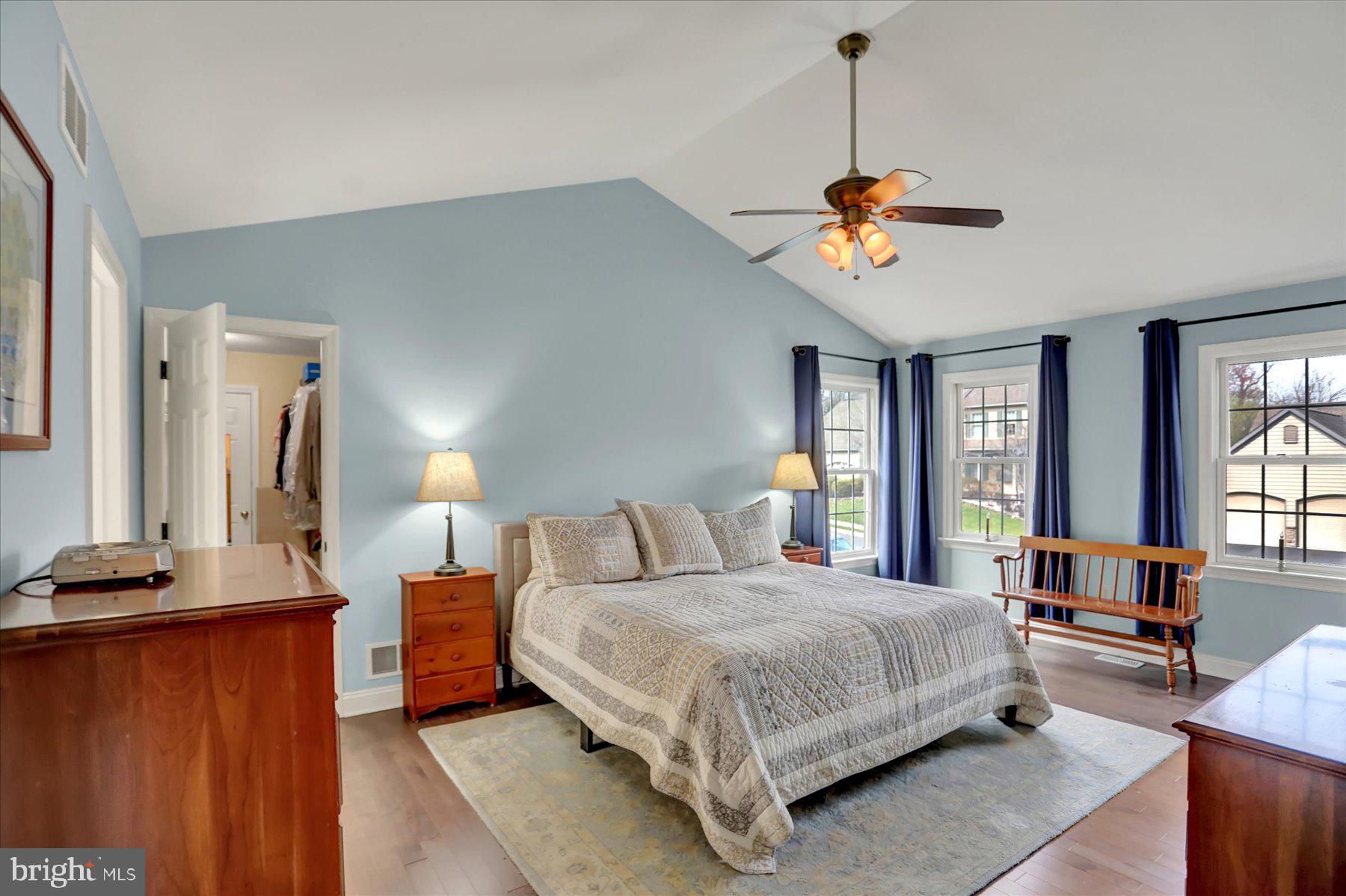 WINDING HILLS - Residential