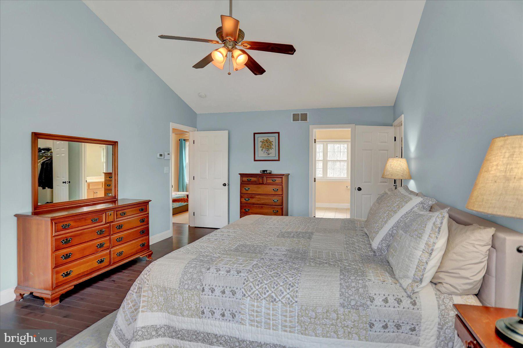 WINDING HILLS - Residential