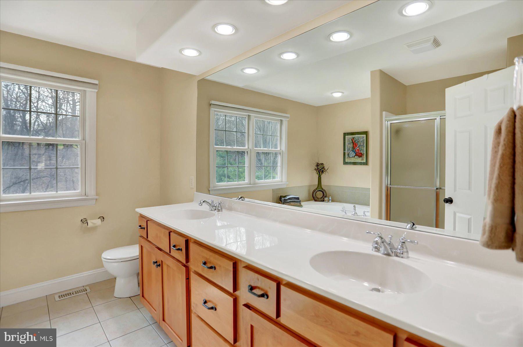 WINDING HILLS - Residential