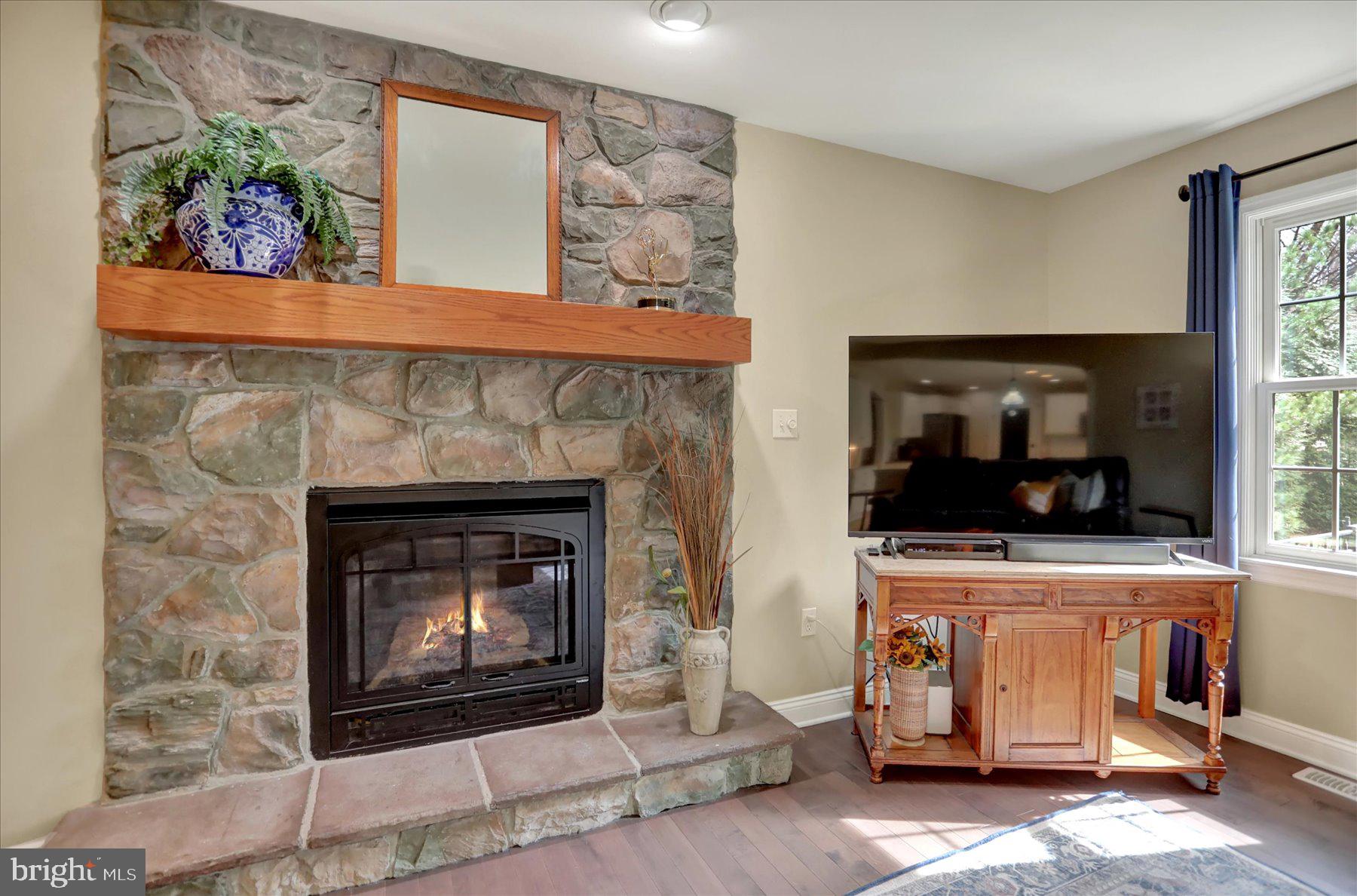 WINDING HILLS - Residential