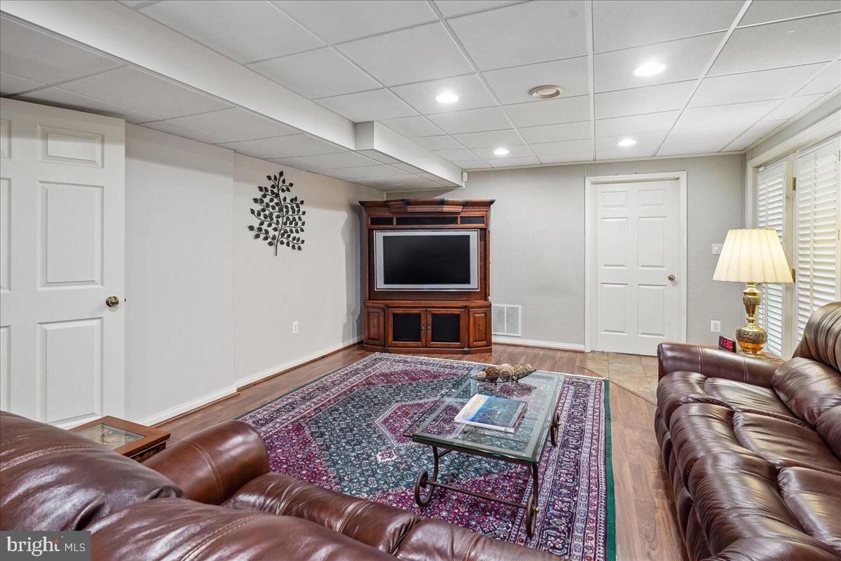 WOODS AT SOUTH RUN - Residential