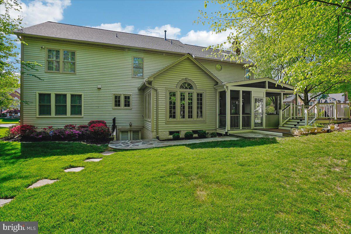 WOODS AT SOUTH RUN - Residential