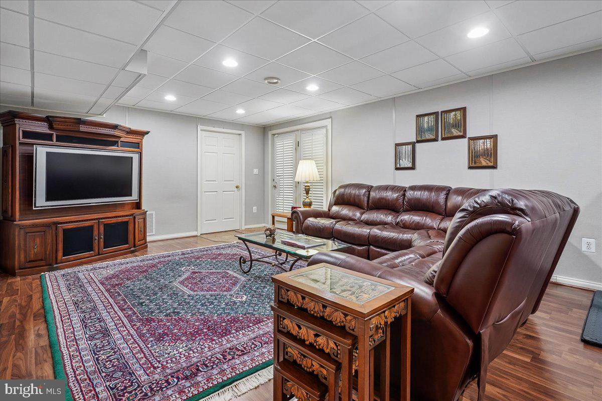 WOODS AT SOUTH RUN - Residential