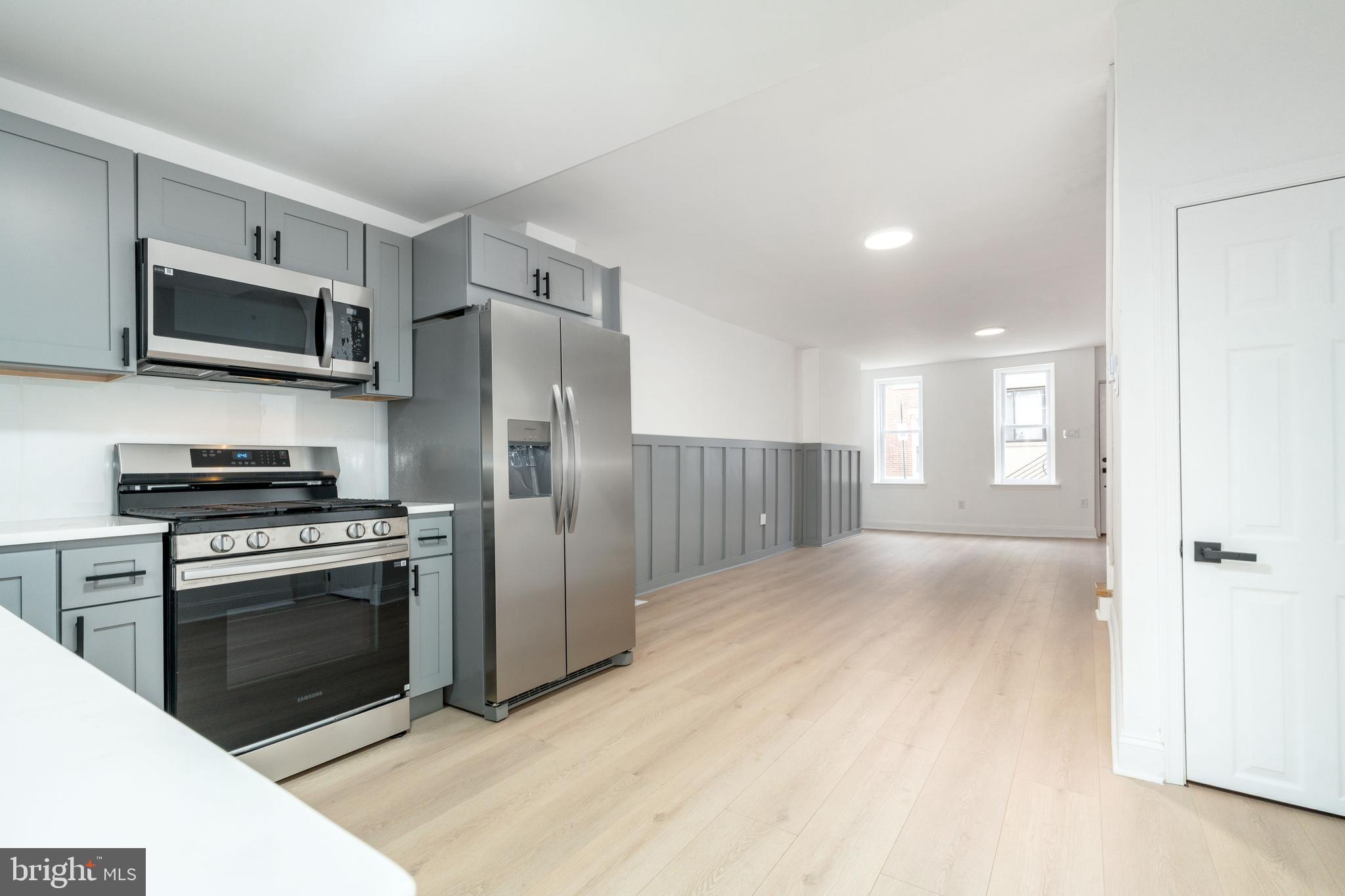 POINT BREEZE - Residential