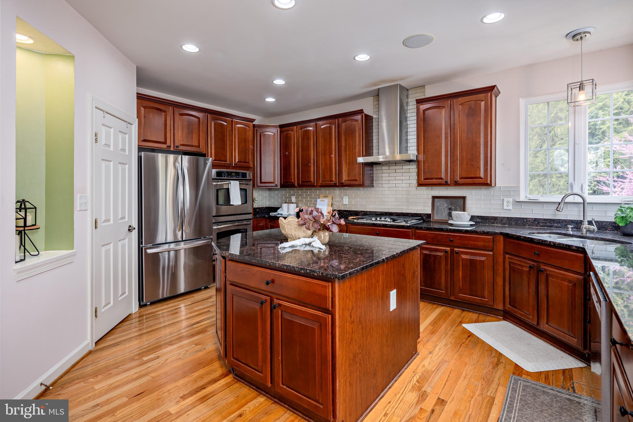 PERRY HALL - Residential