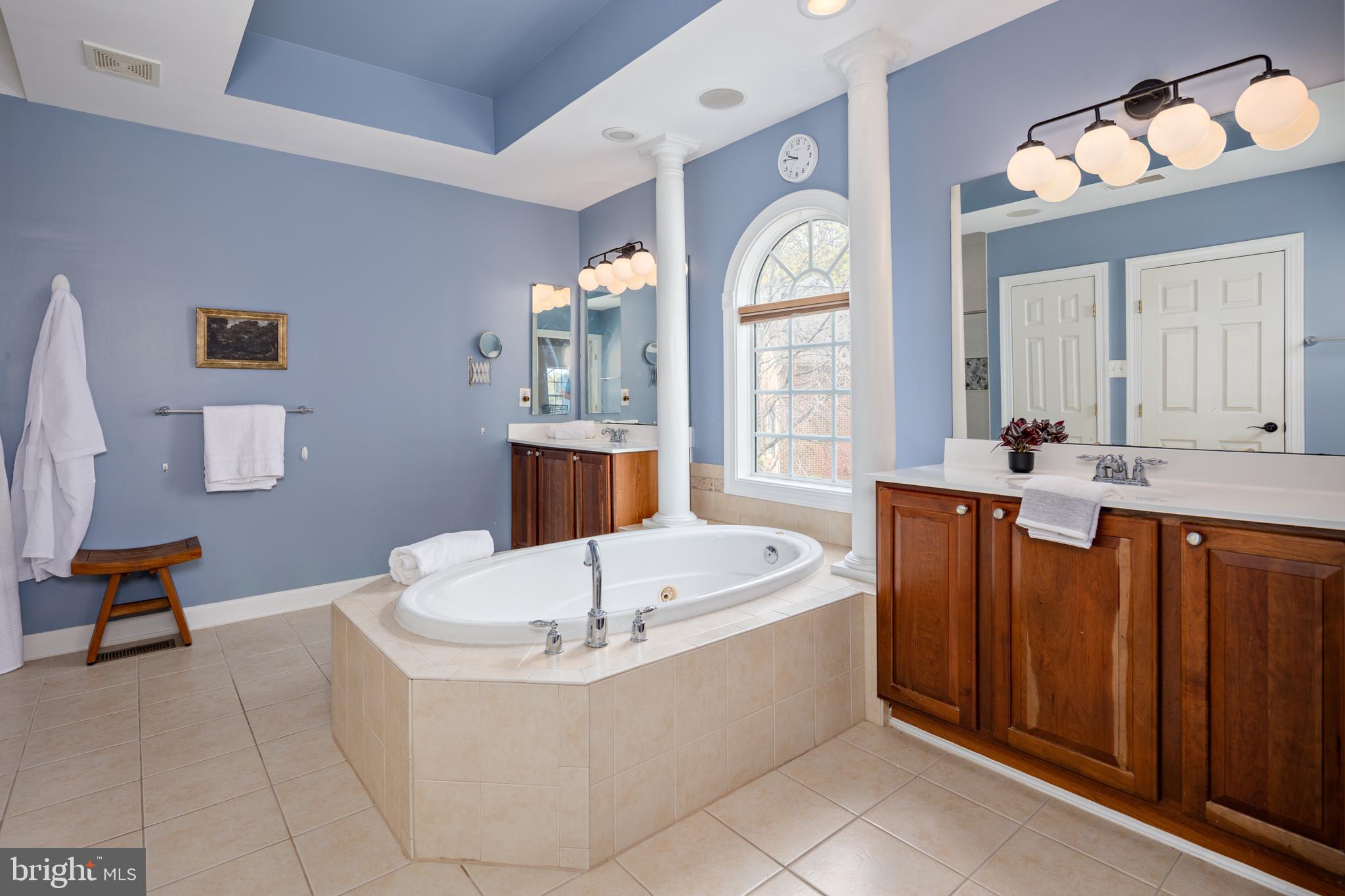 PERRY HALL - Residential