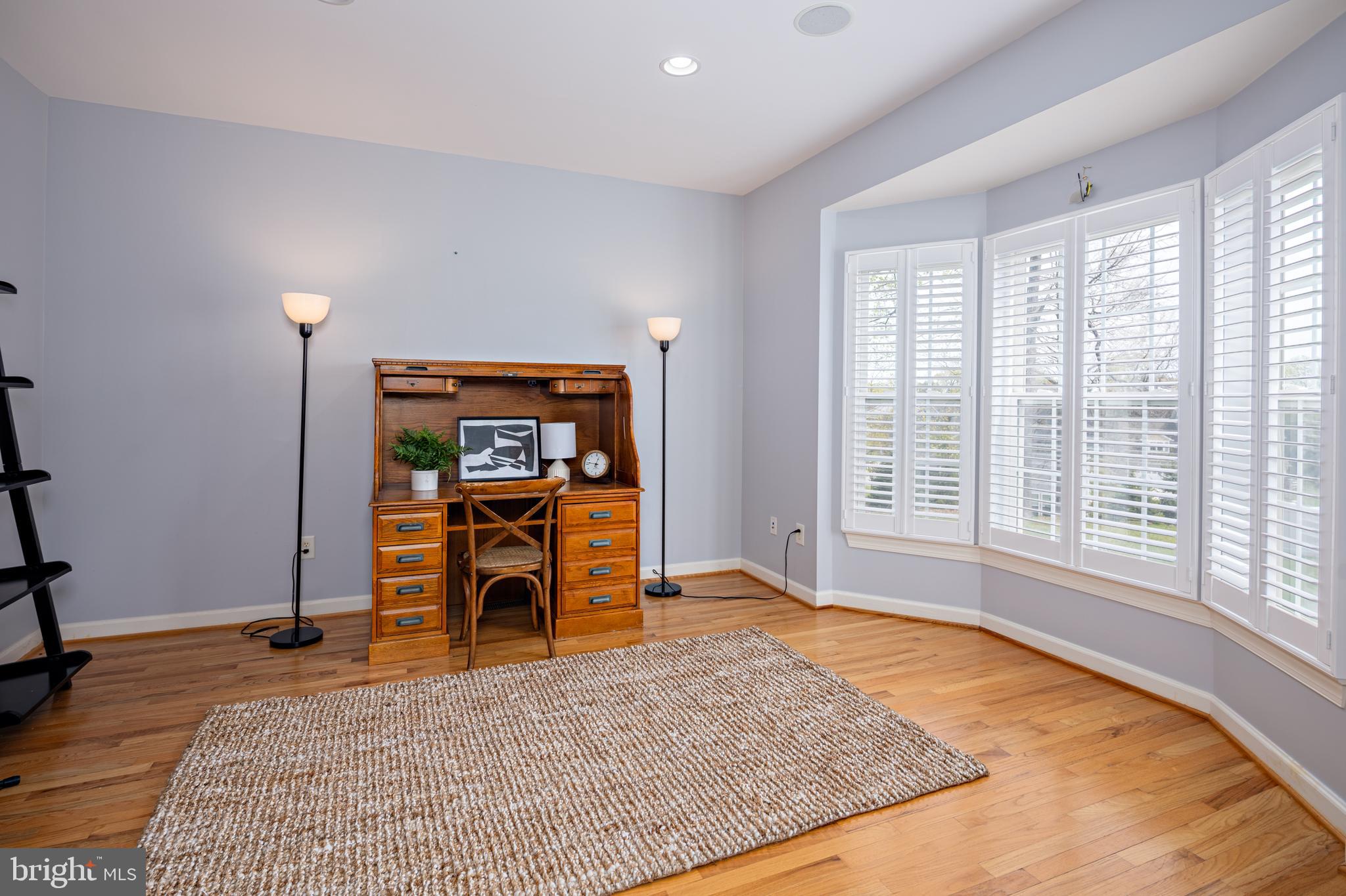 PERRY HALL - Residential