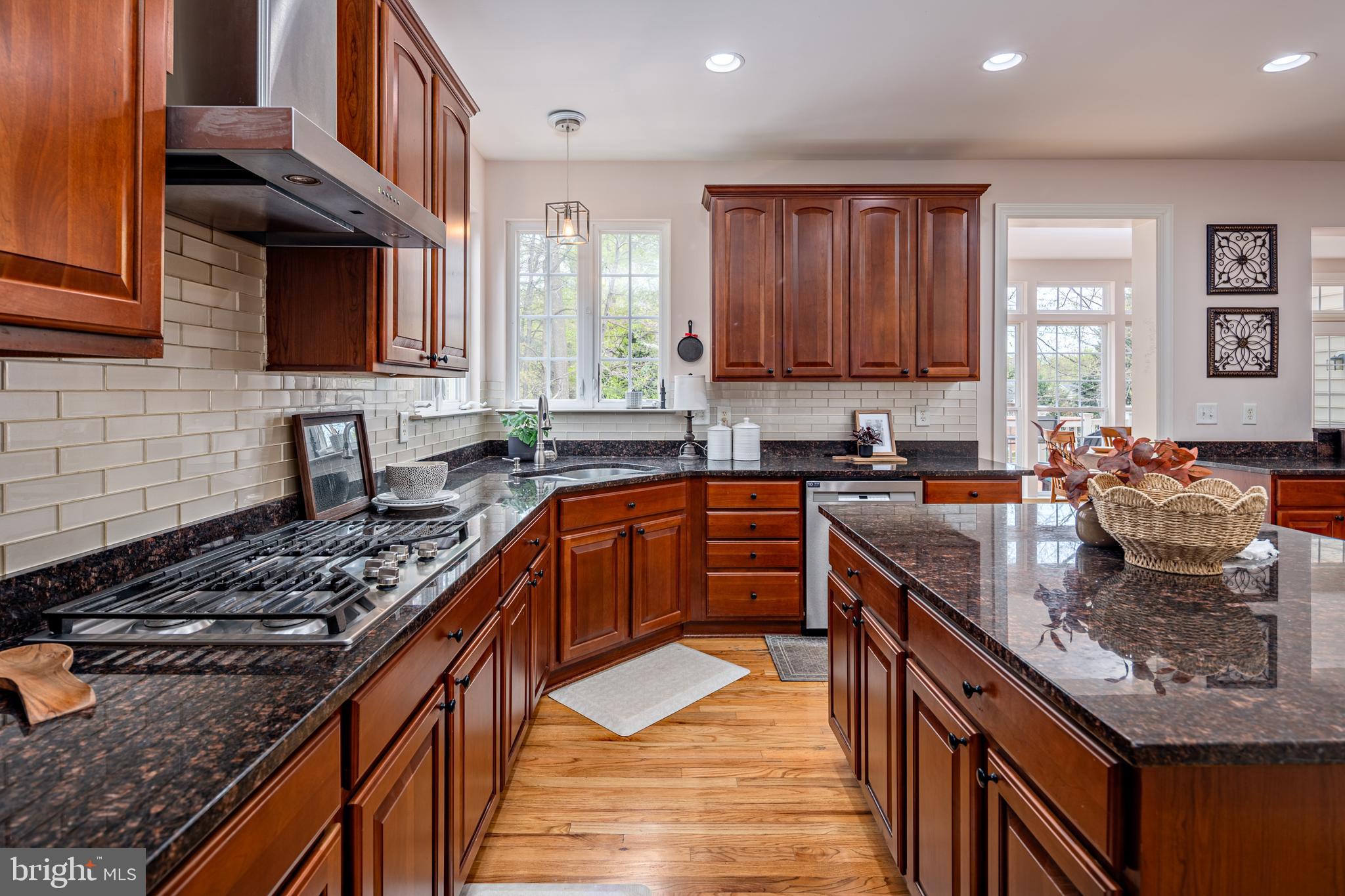 PERRY HALL - Residential