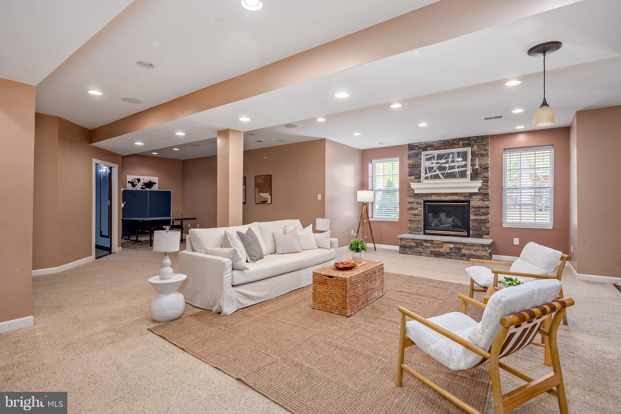 PERRY HALL - Residential