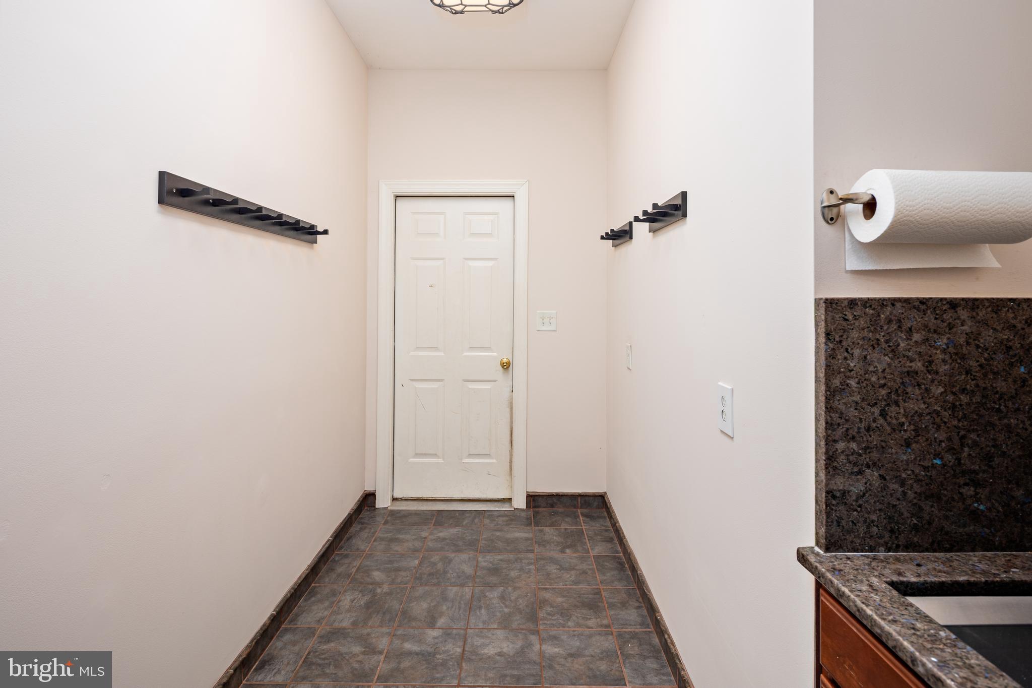 PERRY HALL - Residential