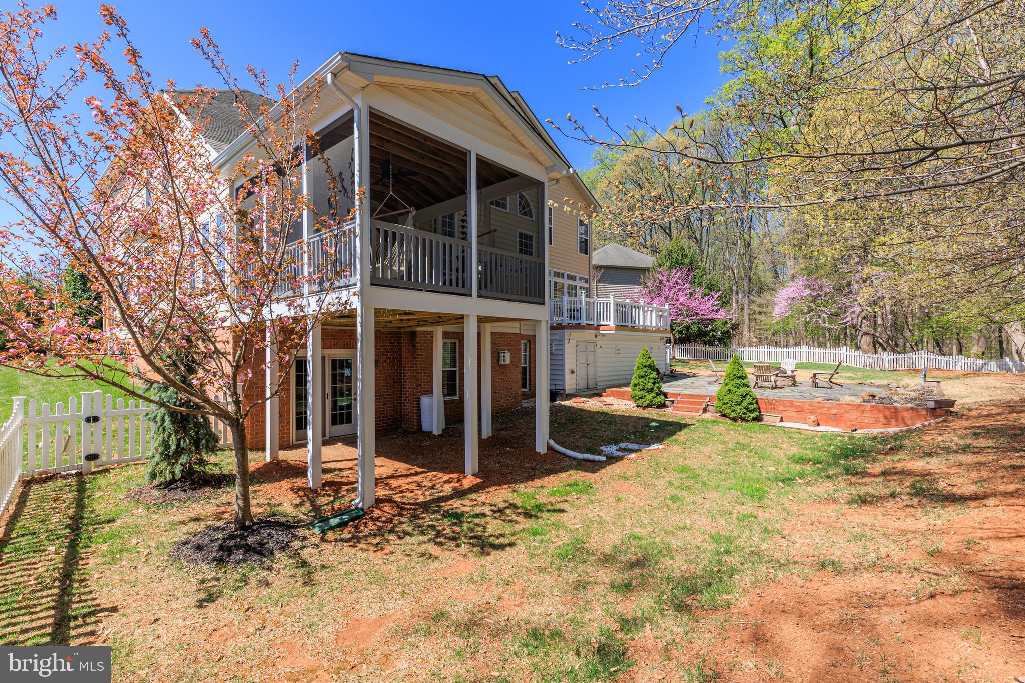 PERRY HALL - Residential