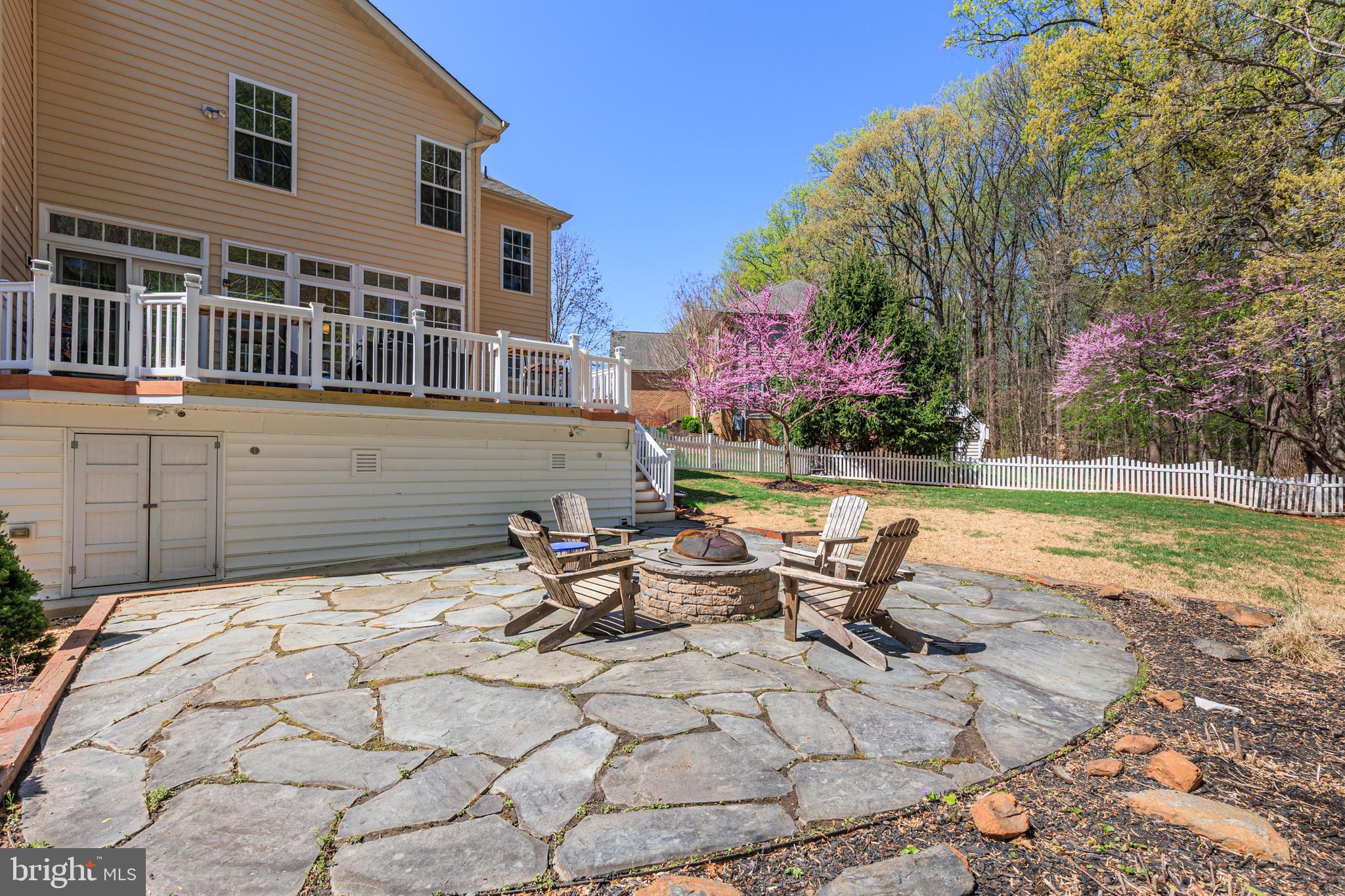 PERRY HALL - Residential