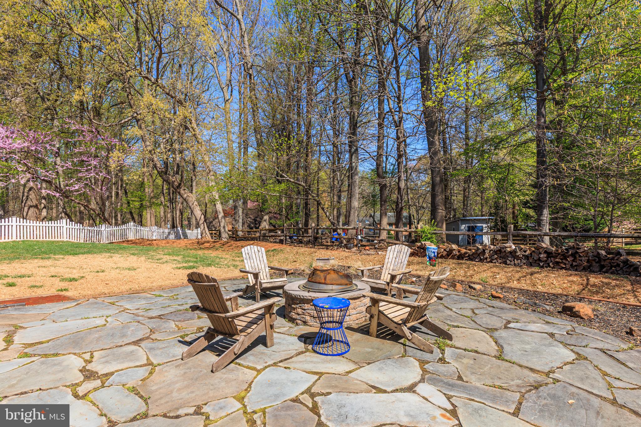 PERRY HALL - Residential