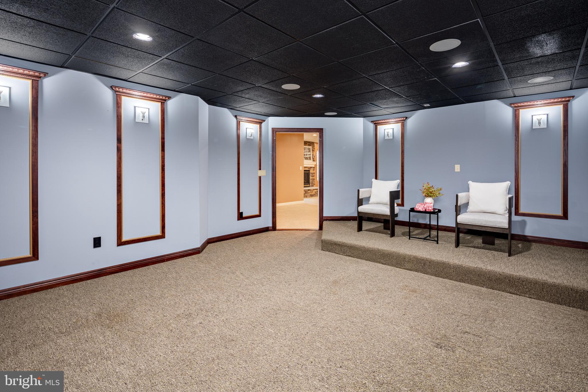 PERRY HALL - Residential