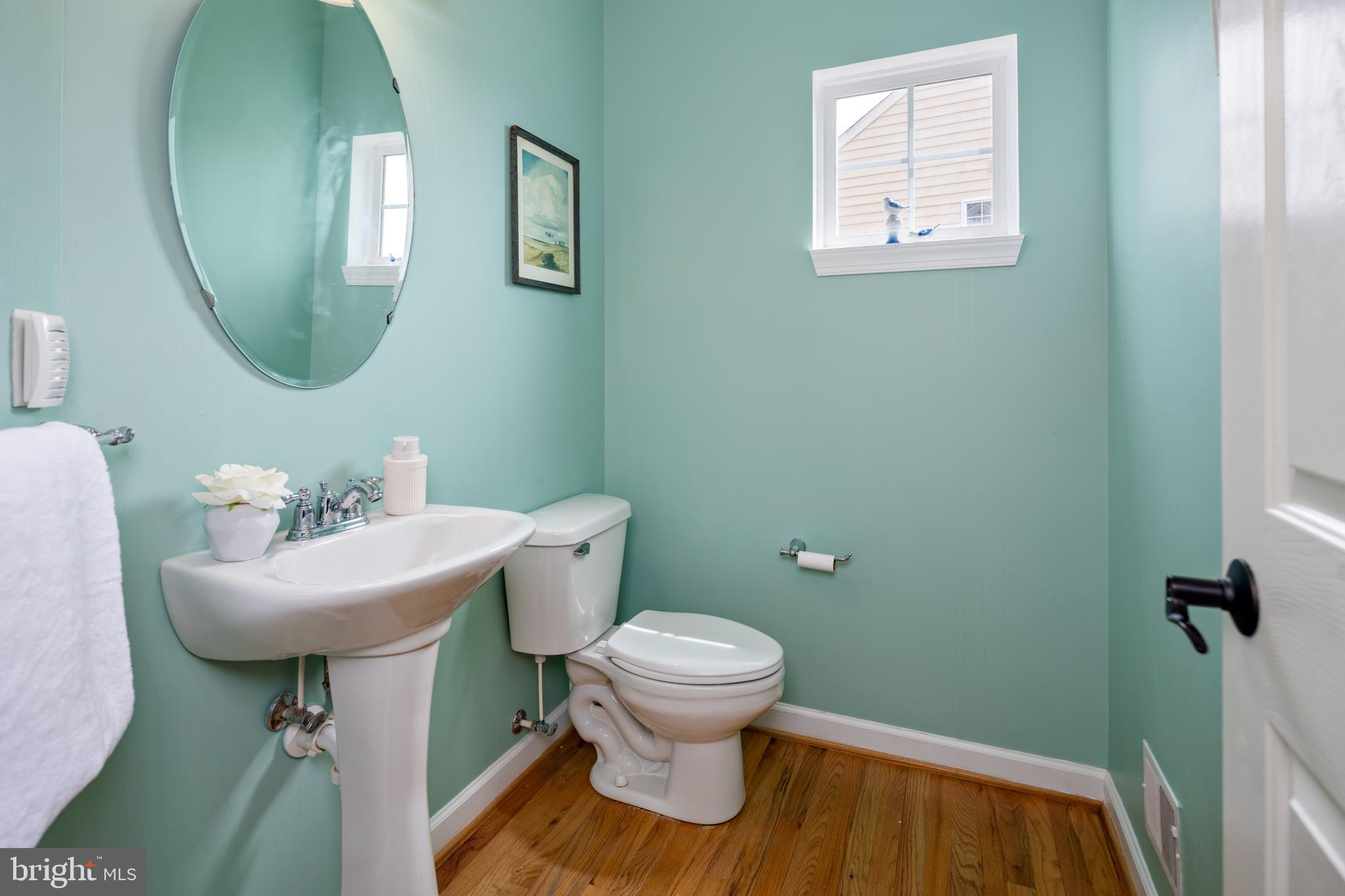 PERRY HALL - Residential